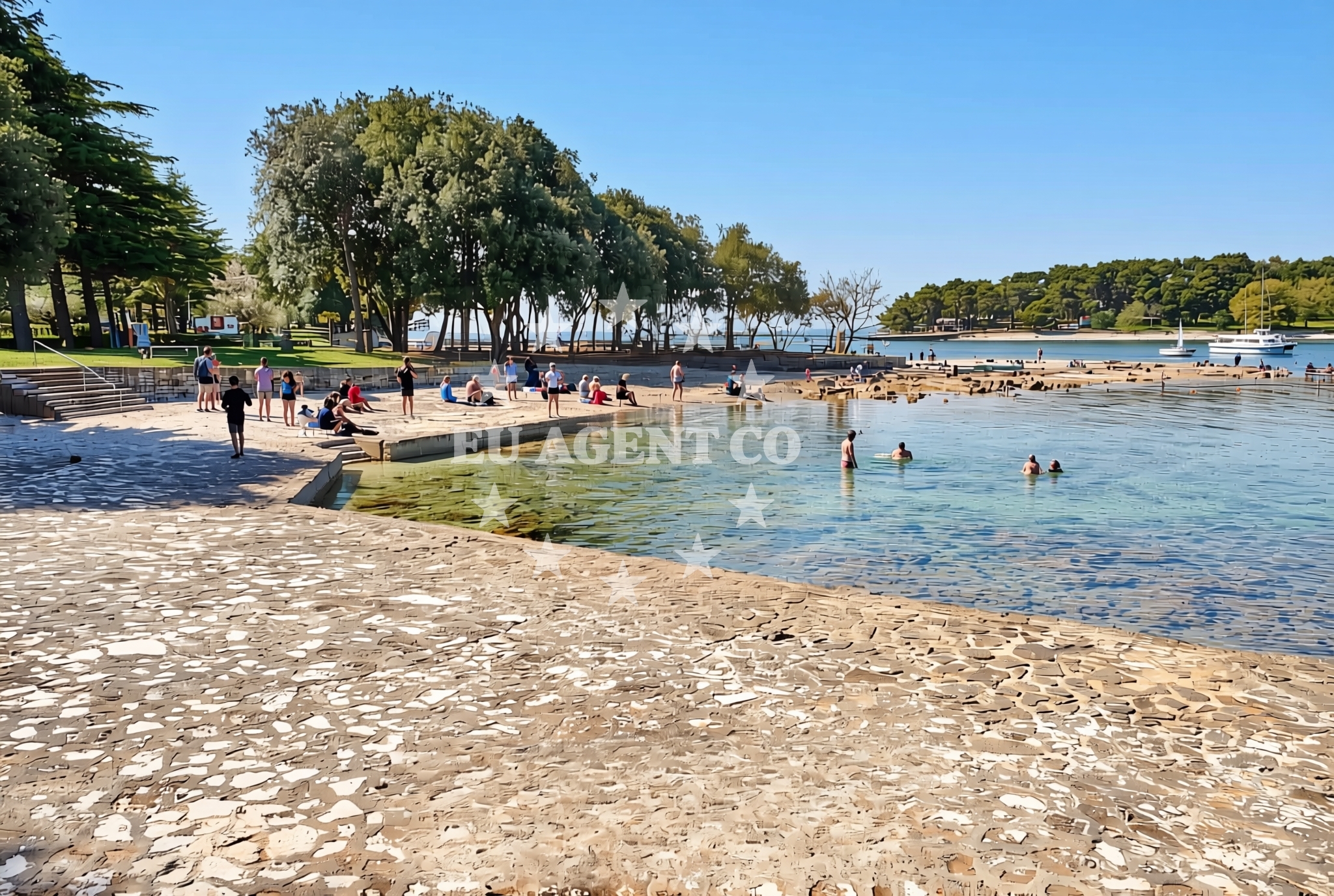 Beach facilities and surroundings at Bojko, Vrsar Beach in Bojko