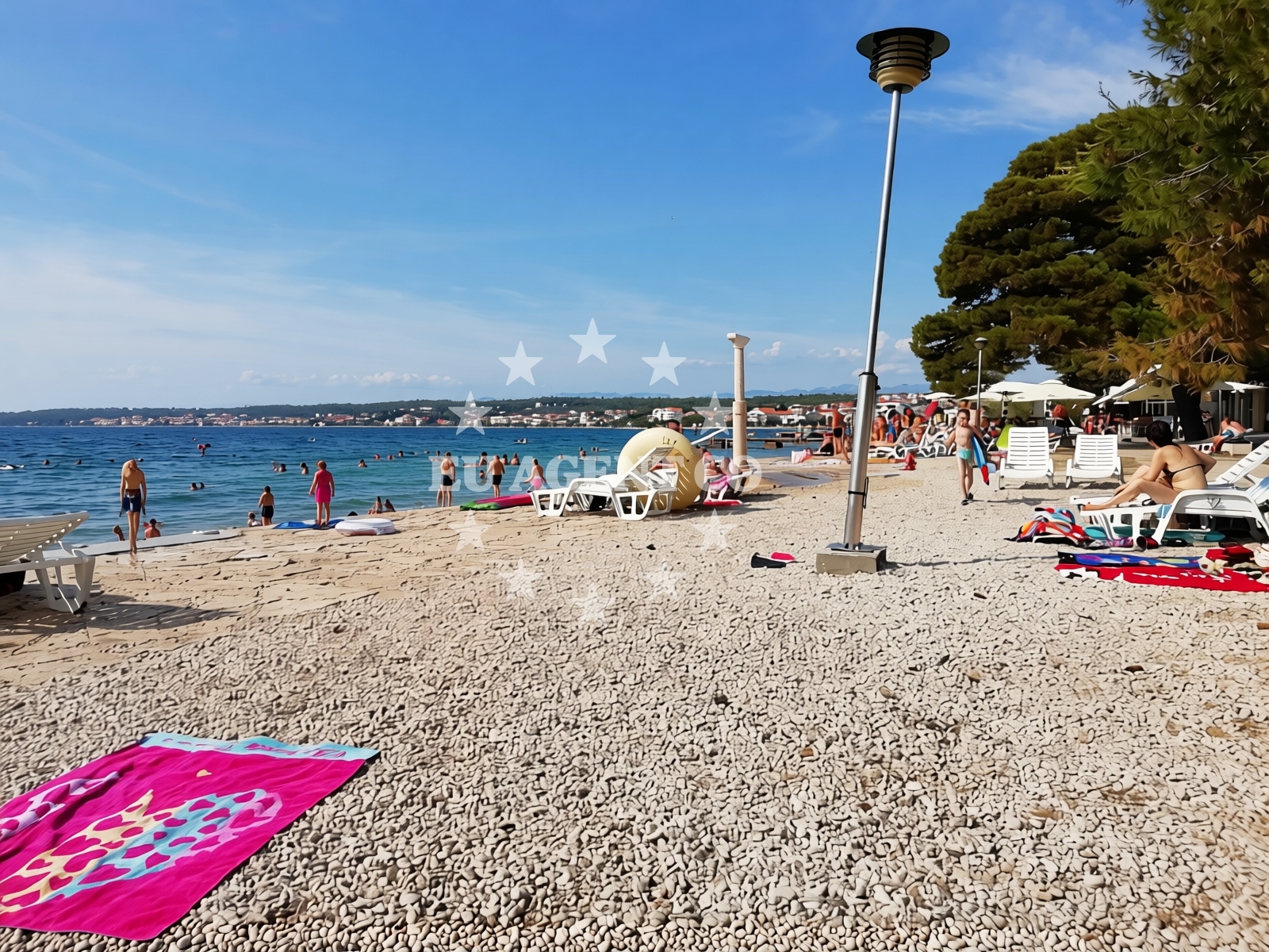 Overview of Borik sandy beach in 34a Ulica Antuna Gustava Matoša, Zadar