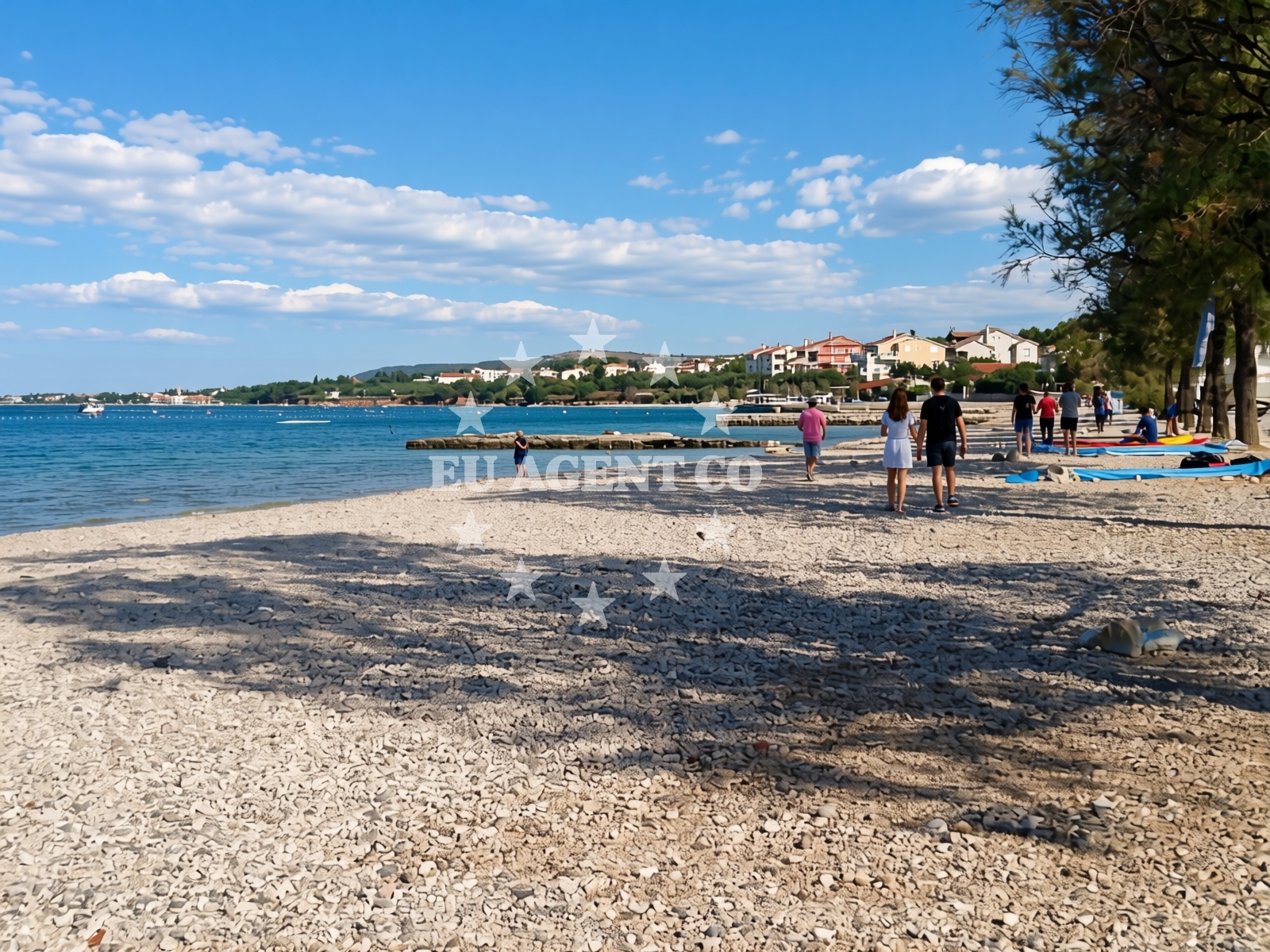 Overview of Bosana beach II in 40 Zadarska ulica, Biograd na Moru