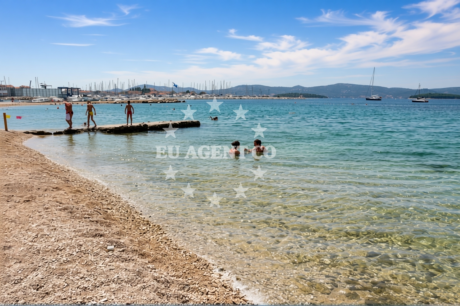 Sea and coastal view of Bosana beach II in 40 Zadarska ulica, Biograd na Moru