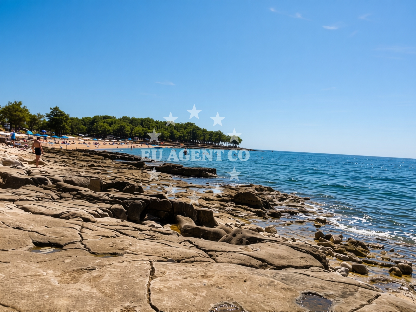 Additional view of Bosuja beach in Červar 2A, Poreč
