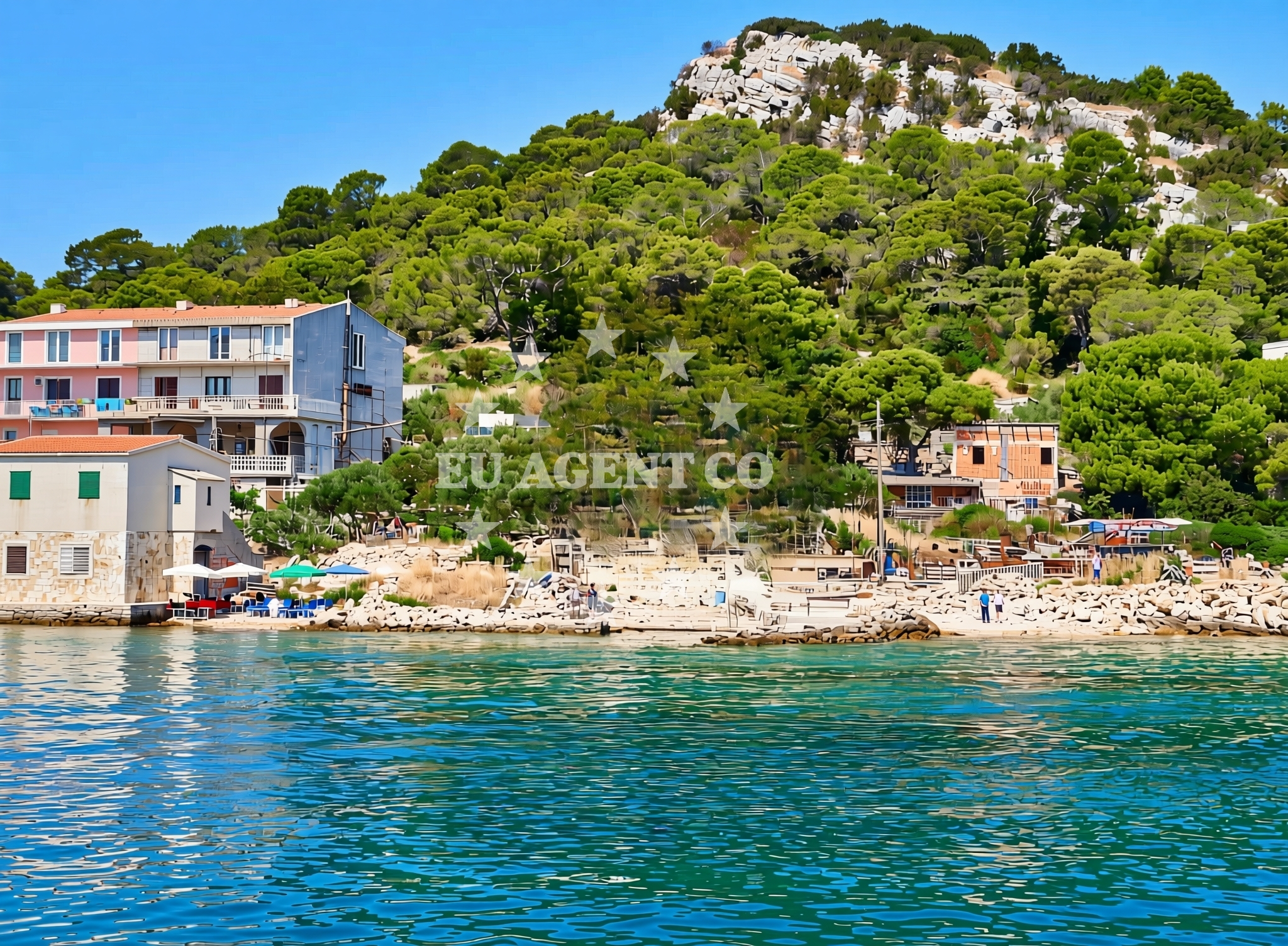 Shoreline and swimming area at Bracera, Vrgada (Vrgada) Beach in Bracera