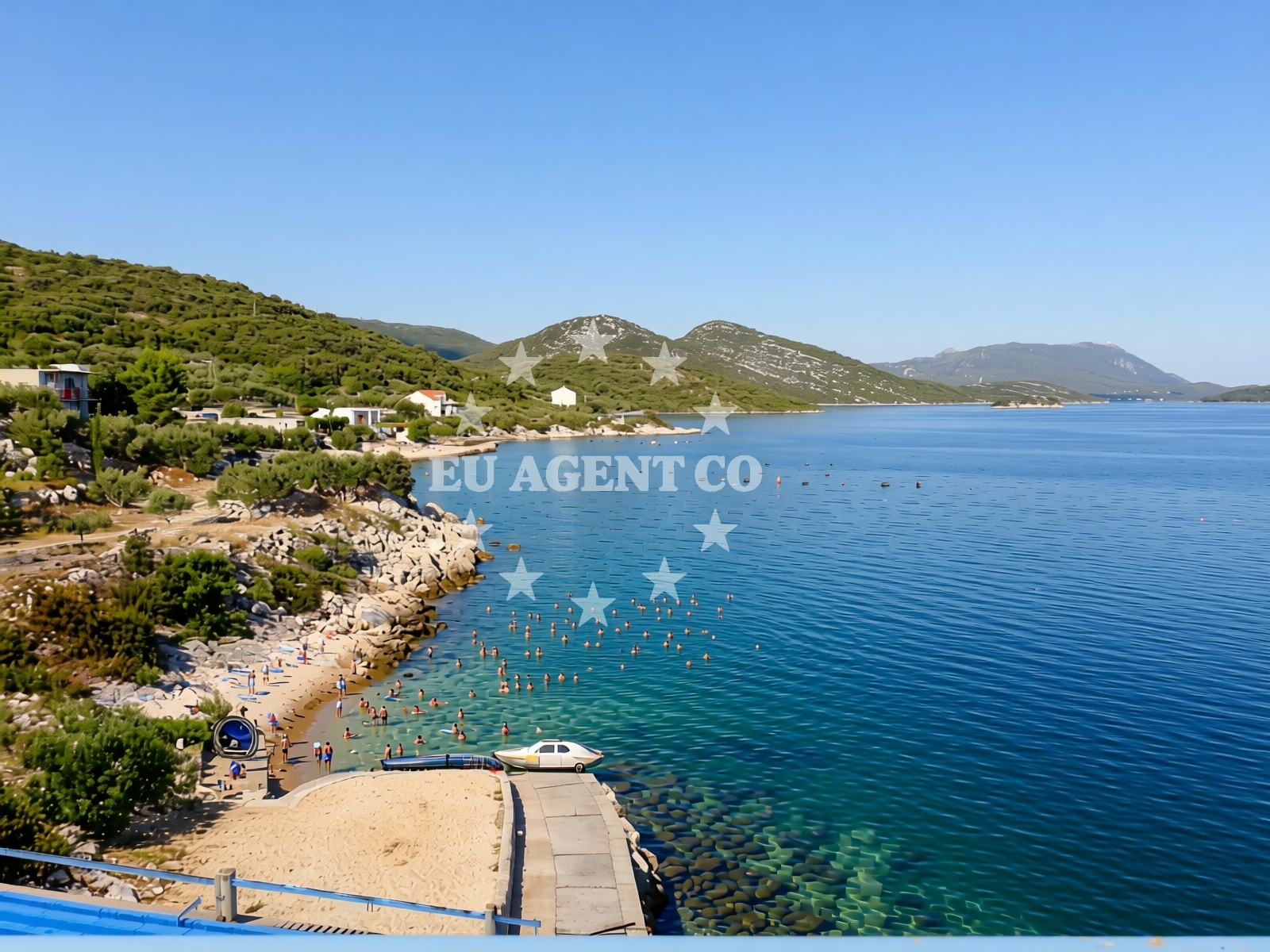 Shoreline and swimming area at Brijesta II beach