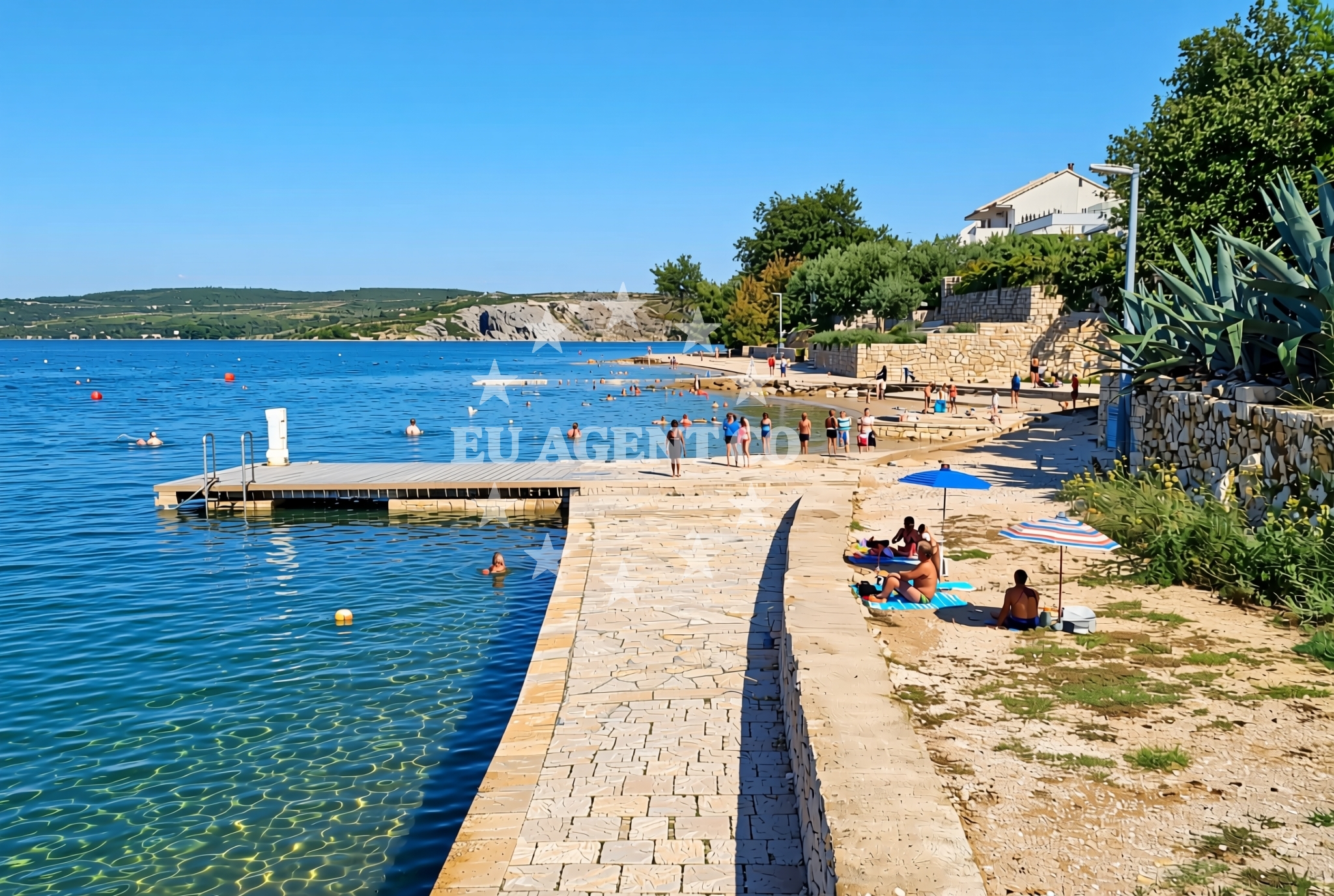 Shoreline and swimming area at Bunarići istok, Maslenica Beach in Bunarići istok