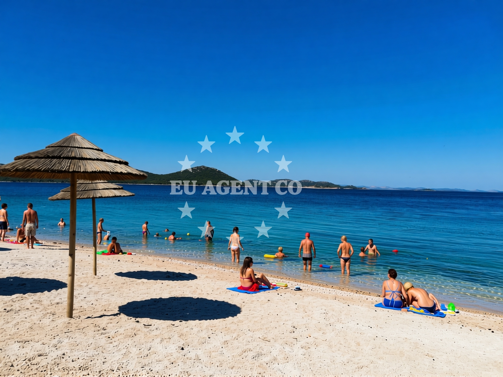 Shoreline and swimming area at Buqez beach in Modrave, Uvala Lučica, Drage