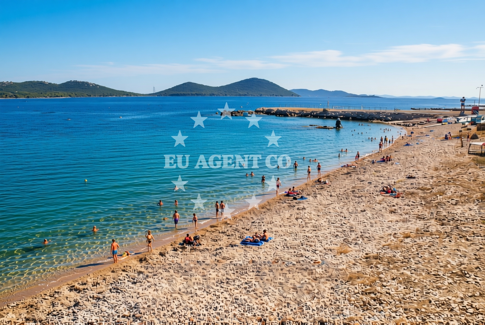 Additional view of Buqez beach in Modrave, Uvala Lučica, Drage