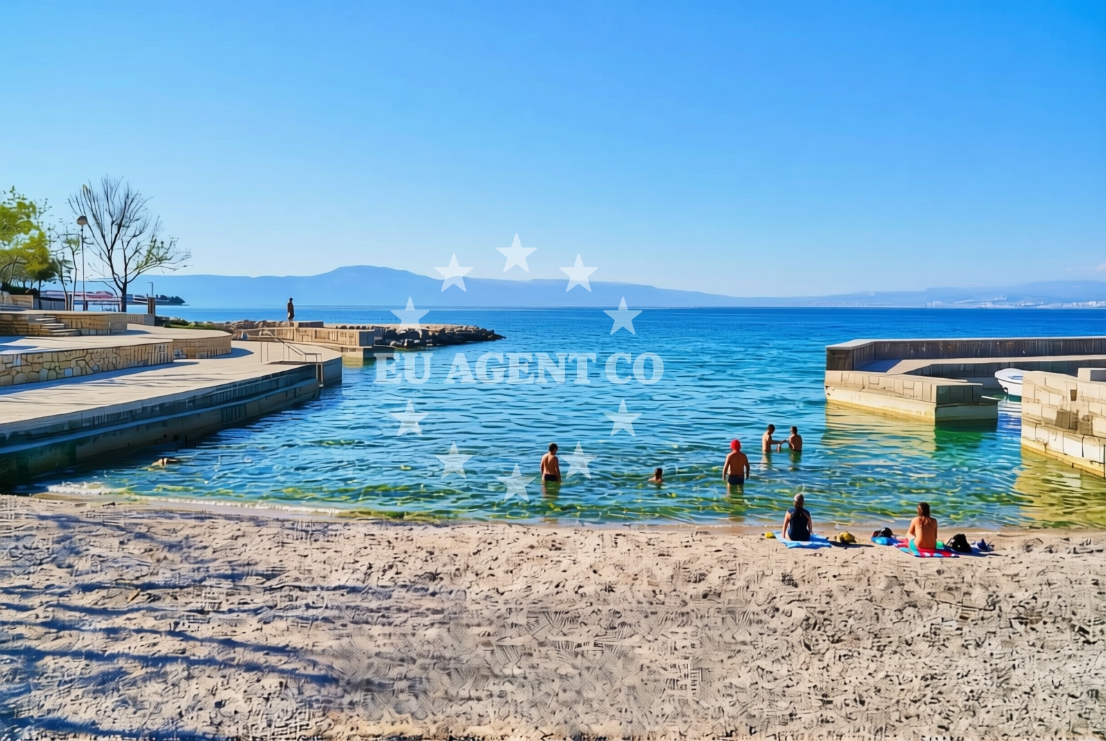 Additional view of BWR beach in Rova 30, Vantačići