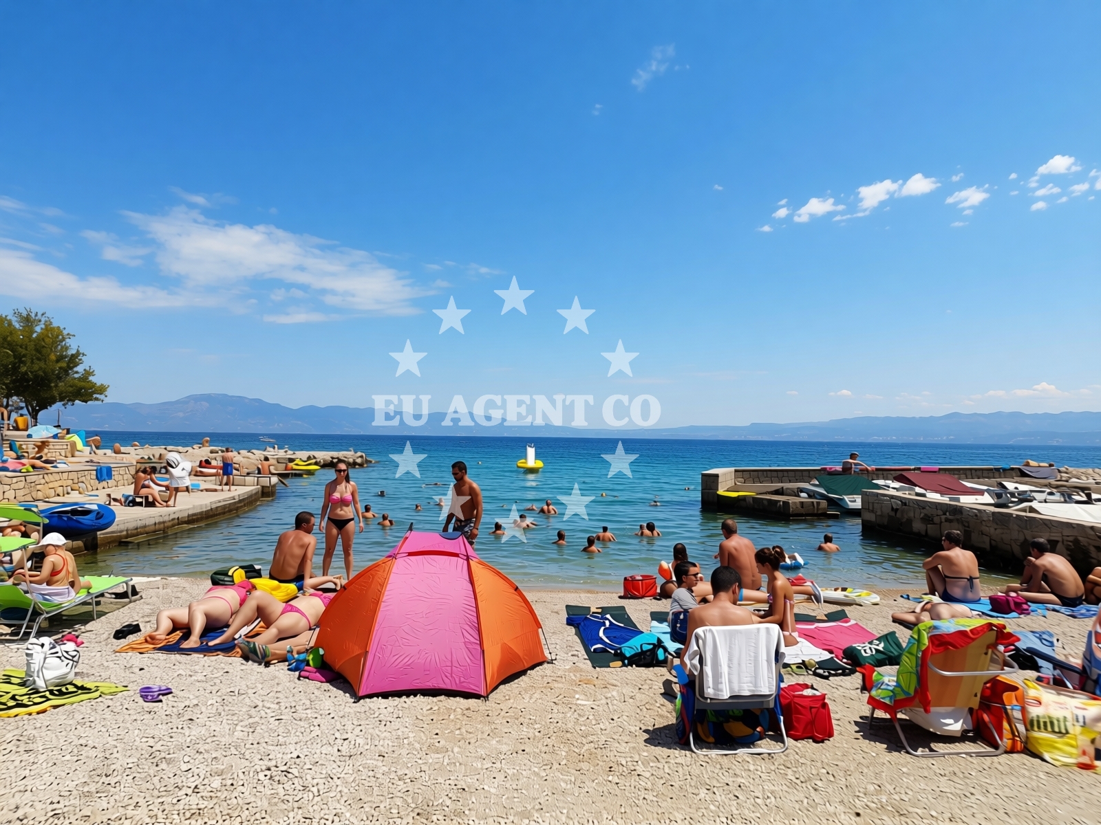 Shoreline and swimming area at BWR beach II in Rova 30, Vantačići
