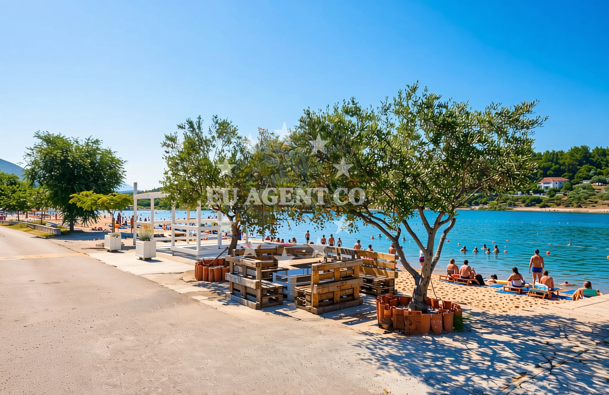 Shoreline and swimming area at Ćalete, Bilice Beach in Ćalete