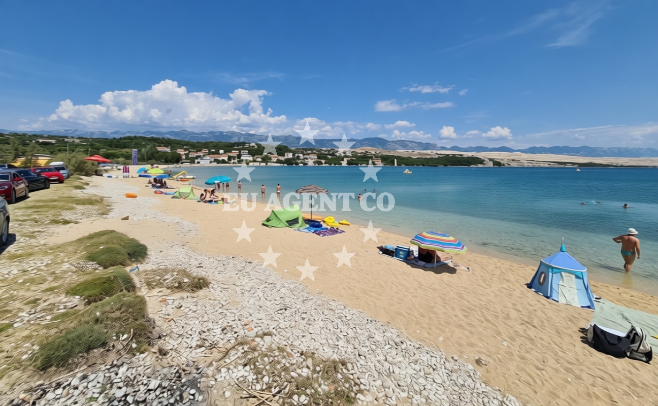 Additional view of Caska beach in Caska 5a, Novalja