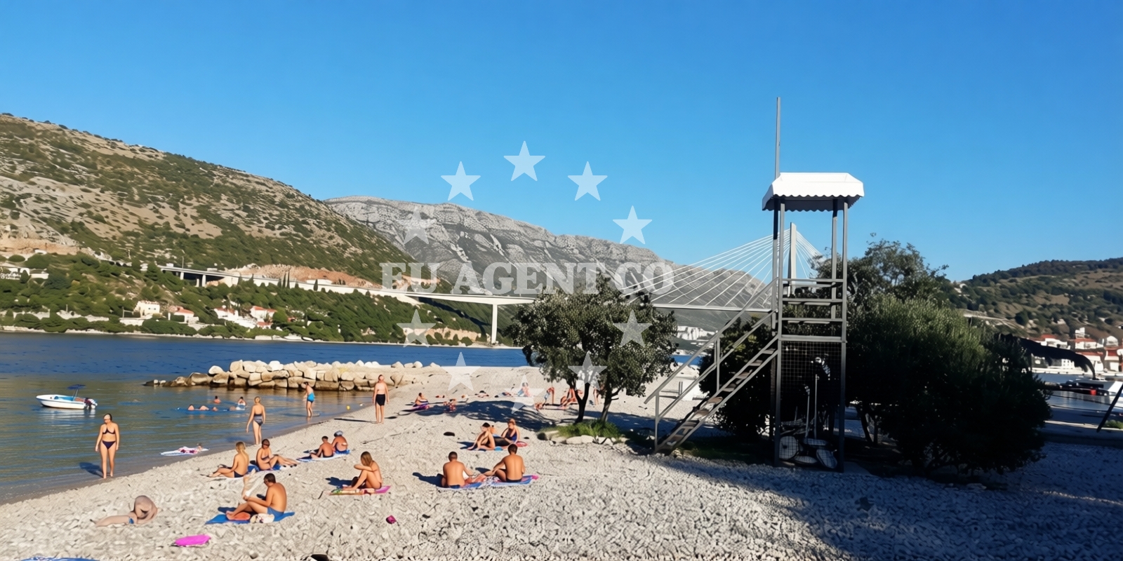 Shoreline and swimming area at Cava beach in Mali Stradun - Babin kuk, Dubrovnik