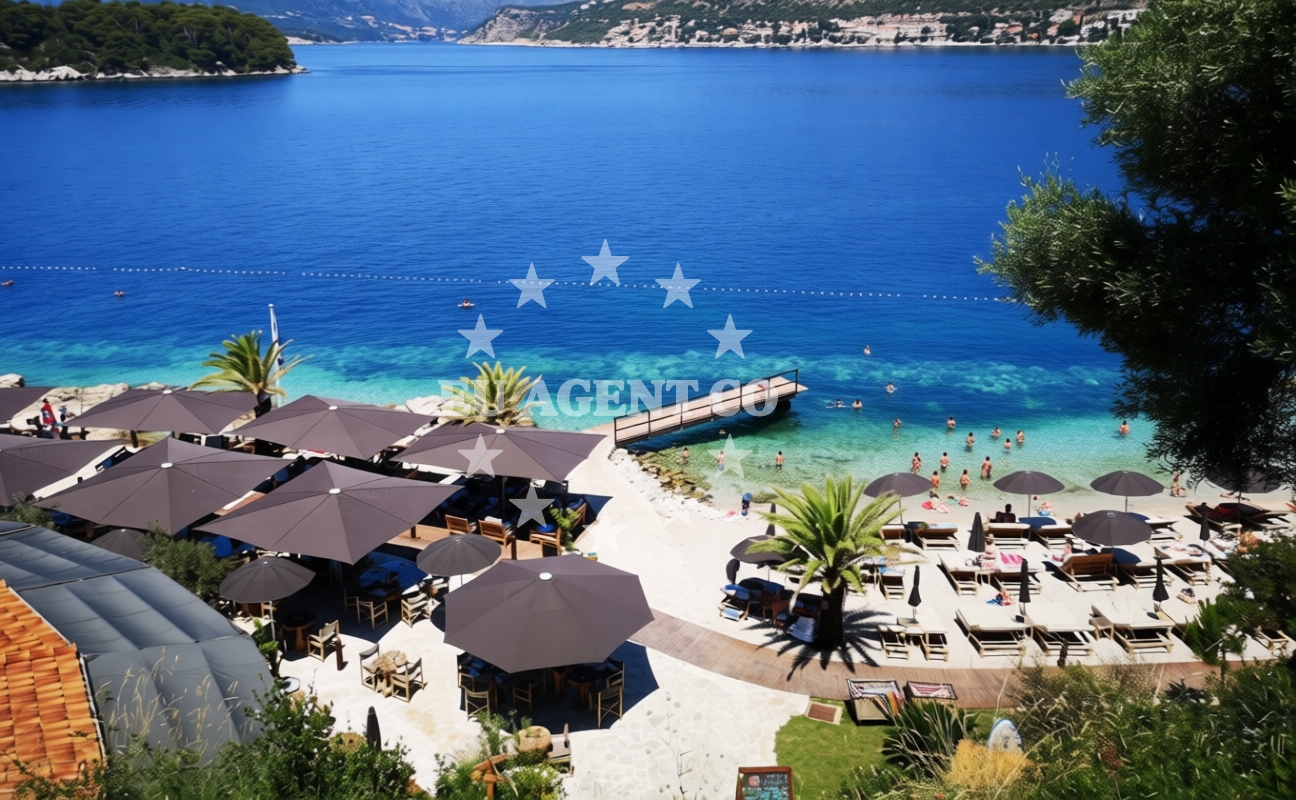 Additional view of Cava beach in Mali Stradun - Babin kuk, Dubrovnik