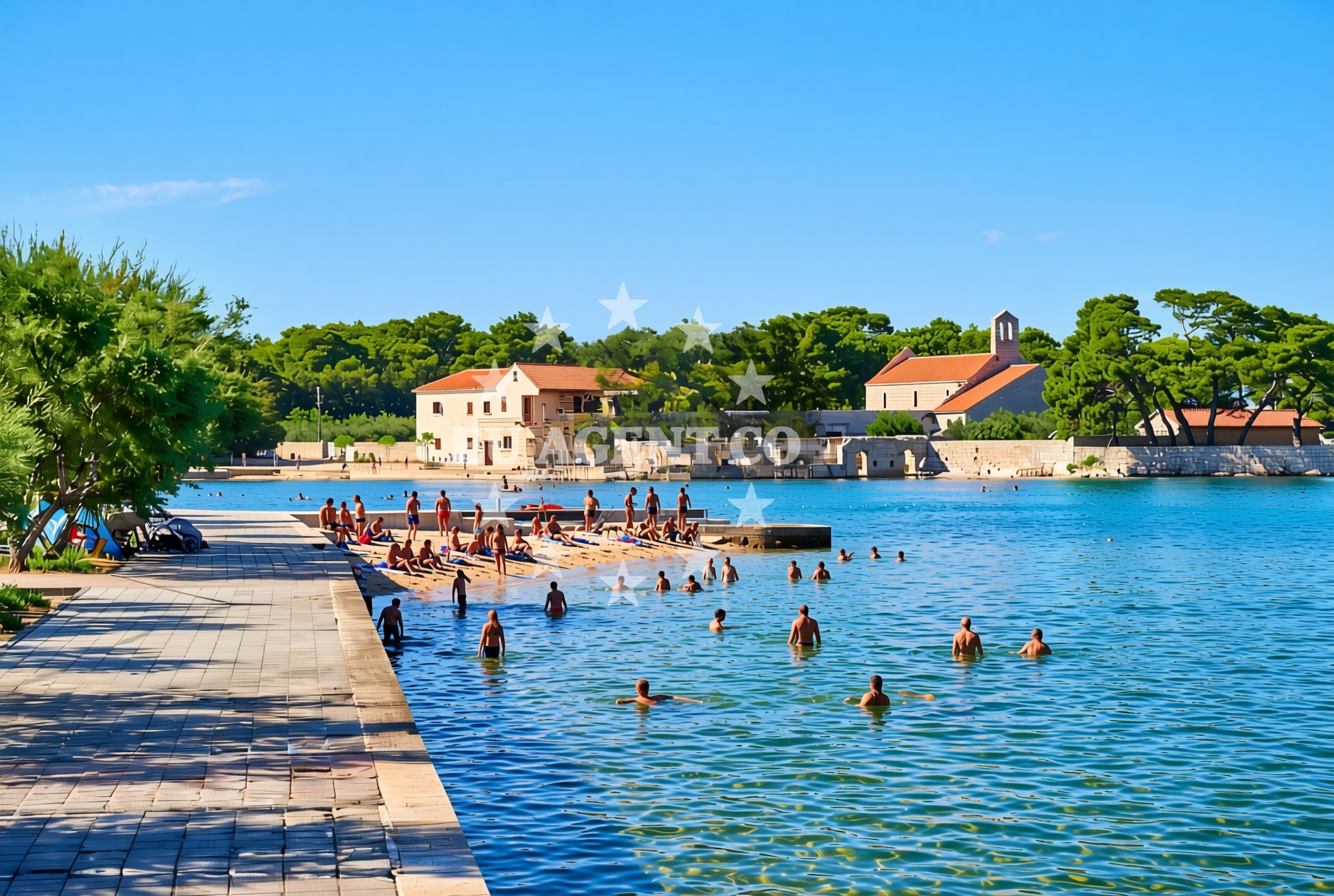 Shoreline and swimming area at Centar, Ugljan (Ugljan) Beach in Centar
