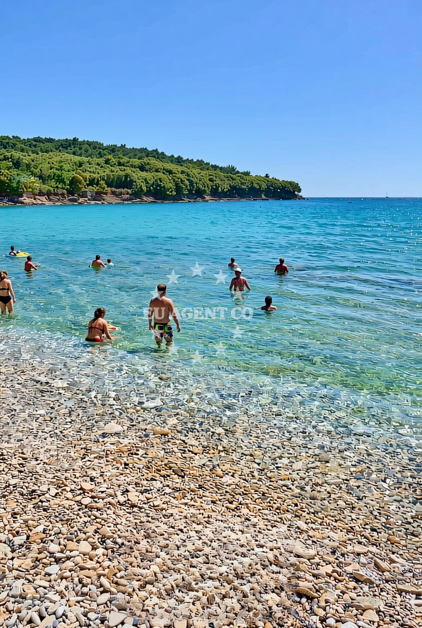 Additional view of Centinera beach in Indije 66, BANJOLE, Pula