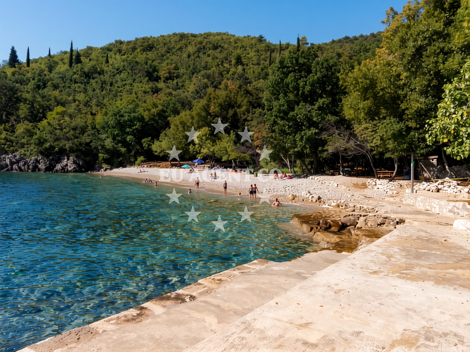 Additional view of Cesarova beach in Kali 41, Medveja