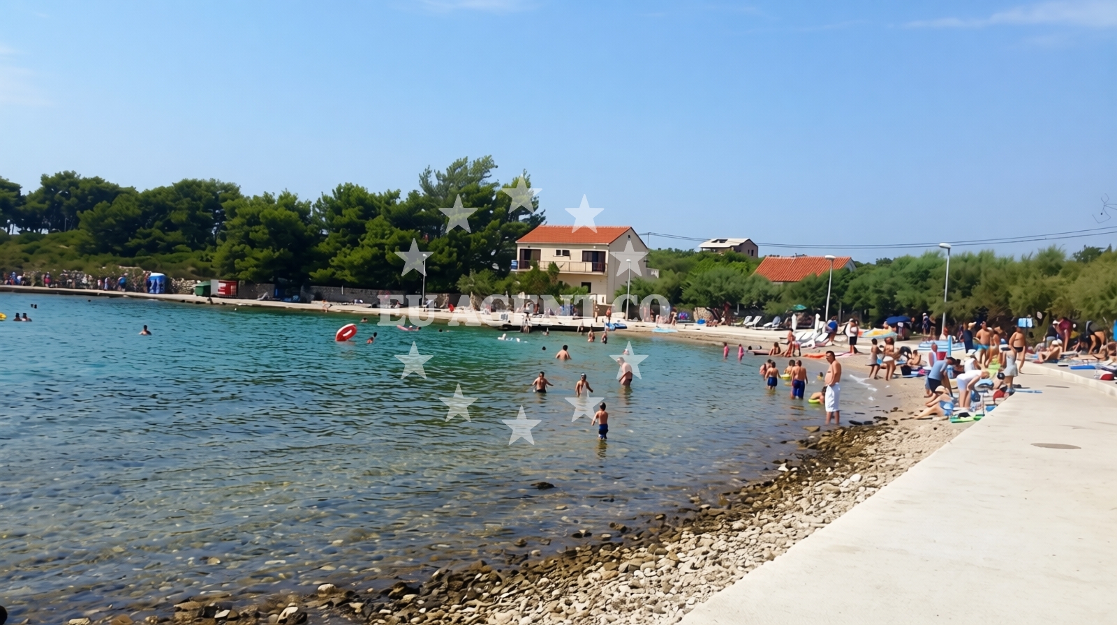 Additional view of Cesminica beach in Put Pomurvice 18, Sućuraj