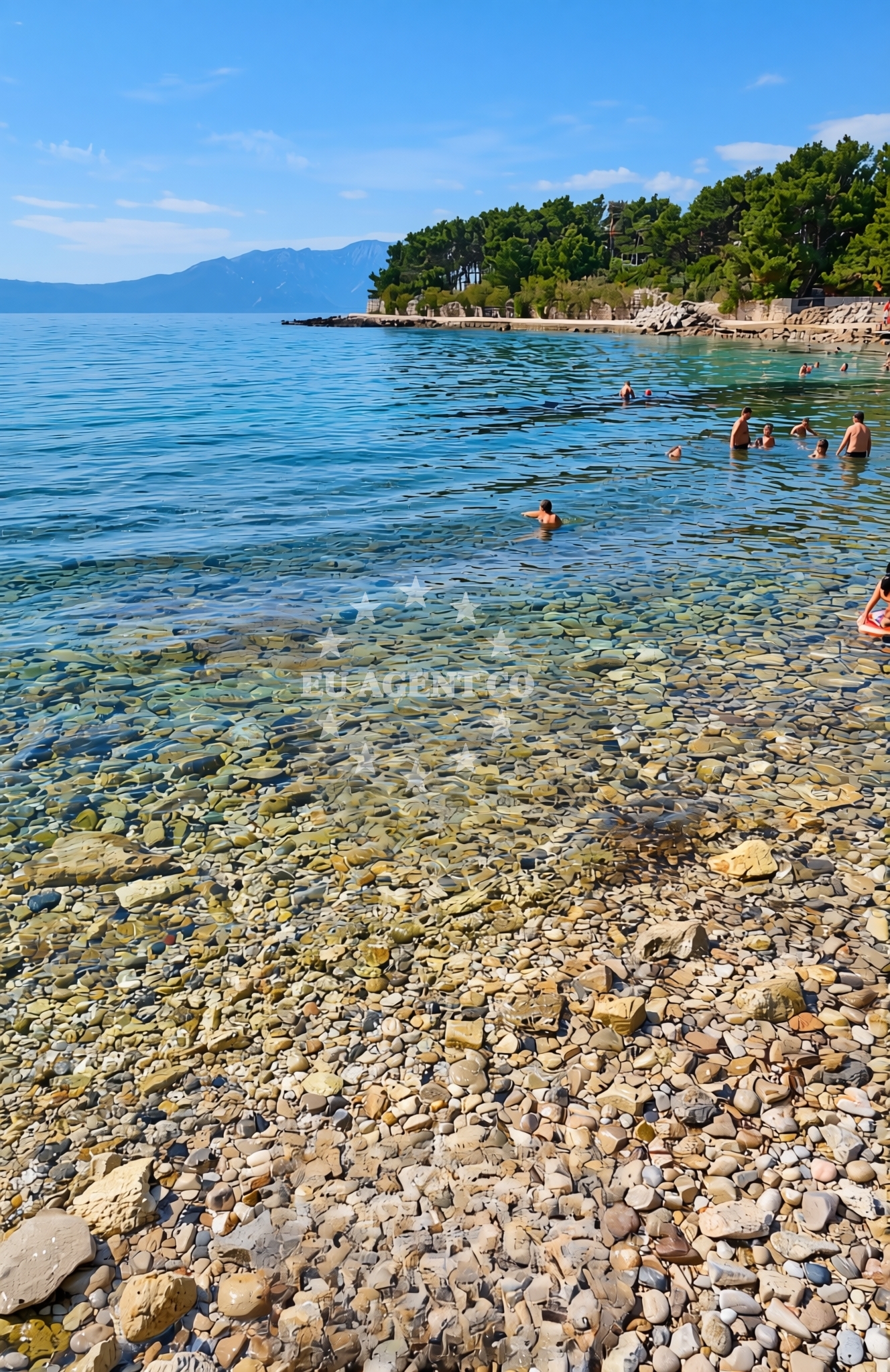 Additional view of Cesminica beach in Put Pomurvice 18, Sućuraj