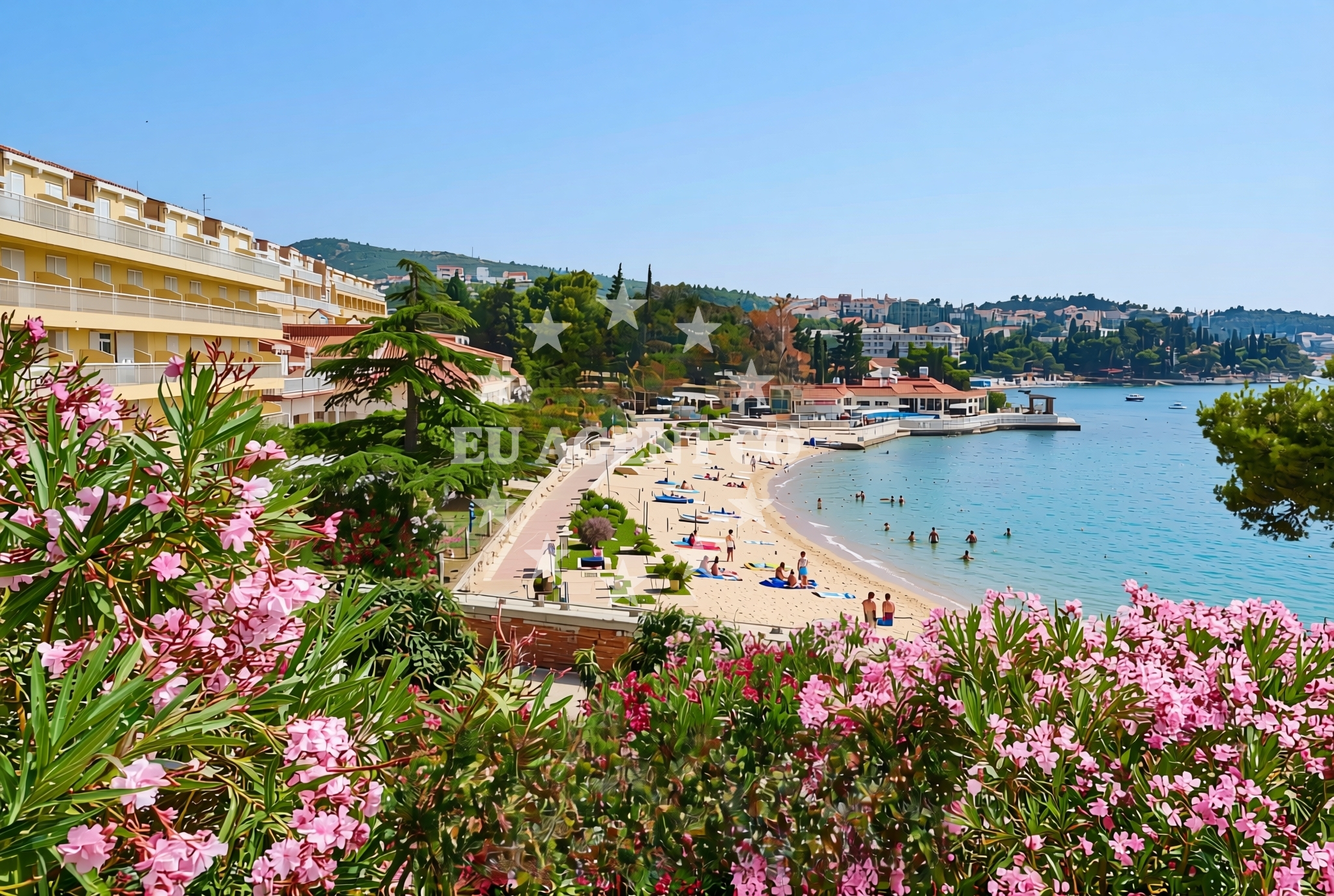 Beach facilities and surroundings at Cista Luka beach in Pavloviceva 5, Cavtat