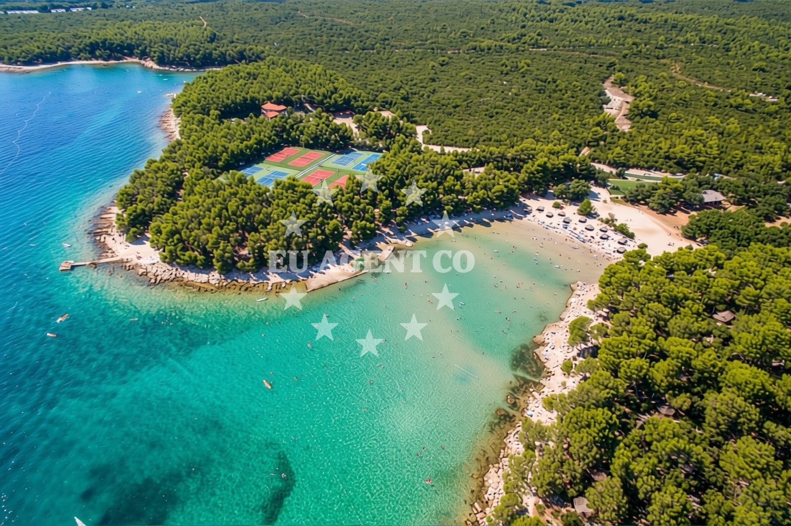 Beach facilities and surroundings at Ciuleanu-Veres Beach in Brune Bušića, Pakoštane