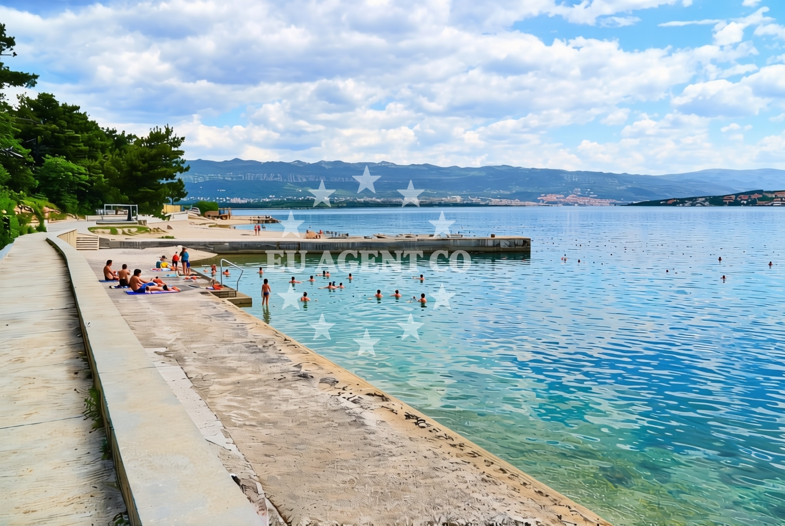 Additional view of Cizici beach in ?i?i?i 315, Čižići