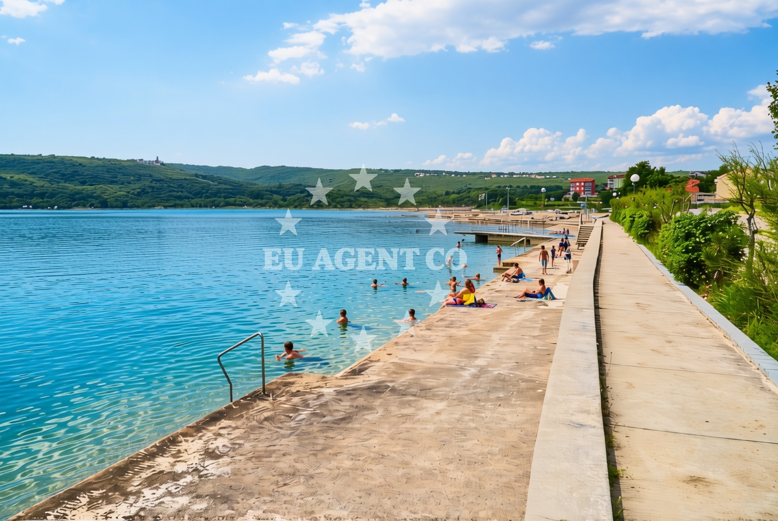 Additional view of Cizici beach in ?i?i?i 315, Čižići