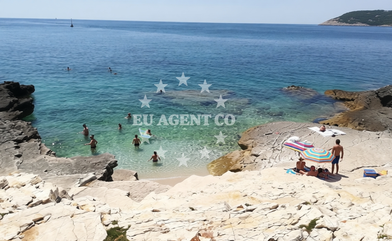 Additional view of Cliff jump