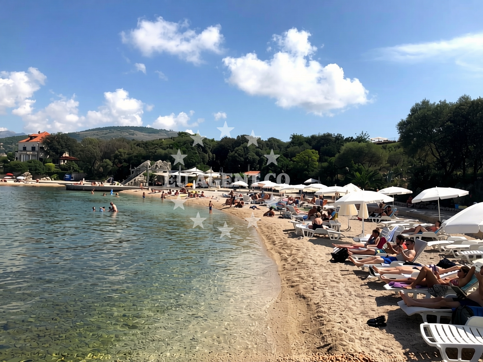Overview of Copacabana beach in Vatroslava Lisinskoga 41, Dubrovnik