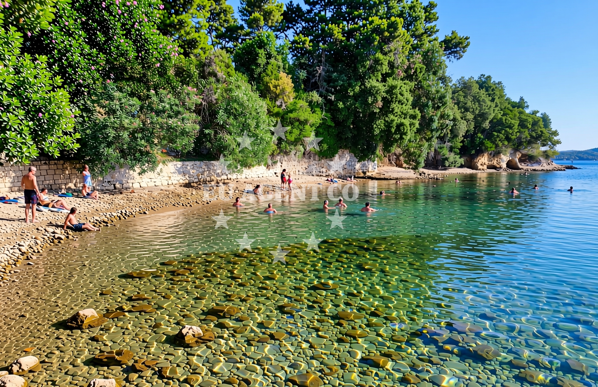 Beach facilities and surroundings at Crkvena dražica sjever, Lopar (Rab) Beach in Crkvena dražica sjever