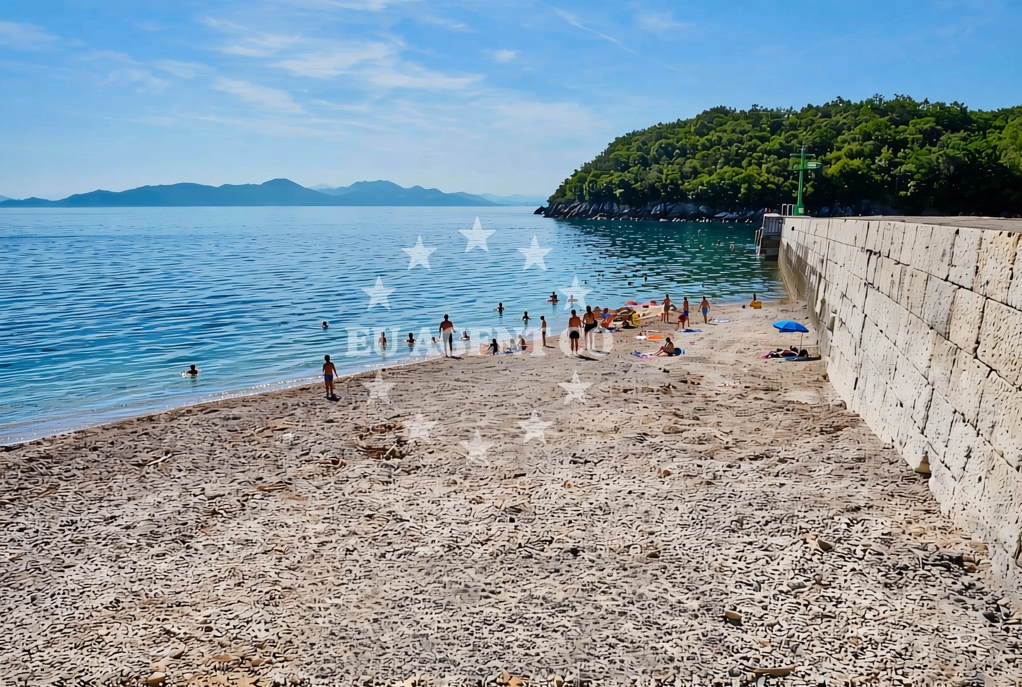 Shoreline and swimming area at Crkvice sjever, Kuna Pelješka Beach in Crkvice sjever