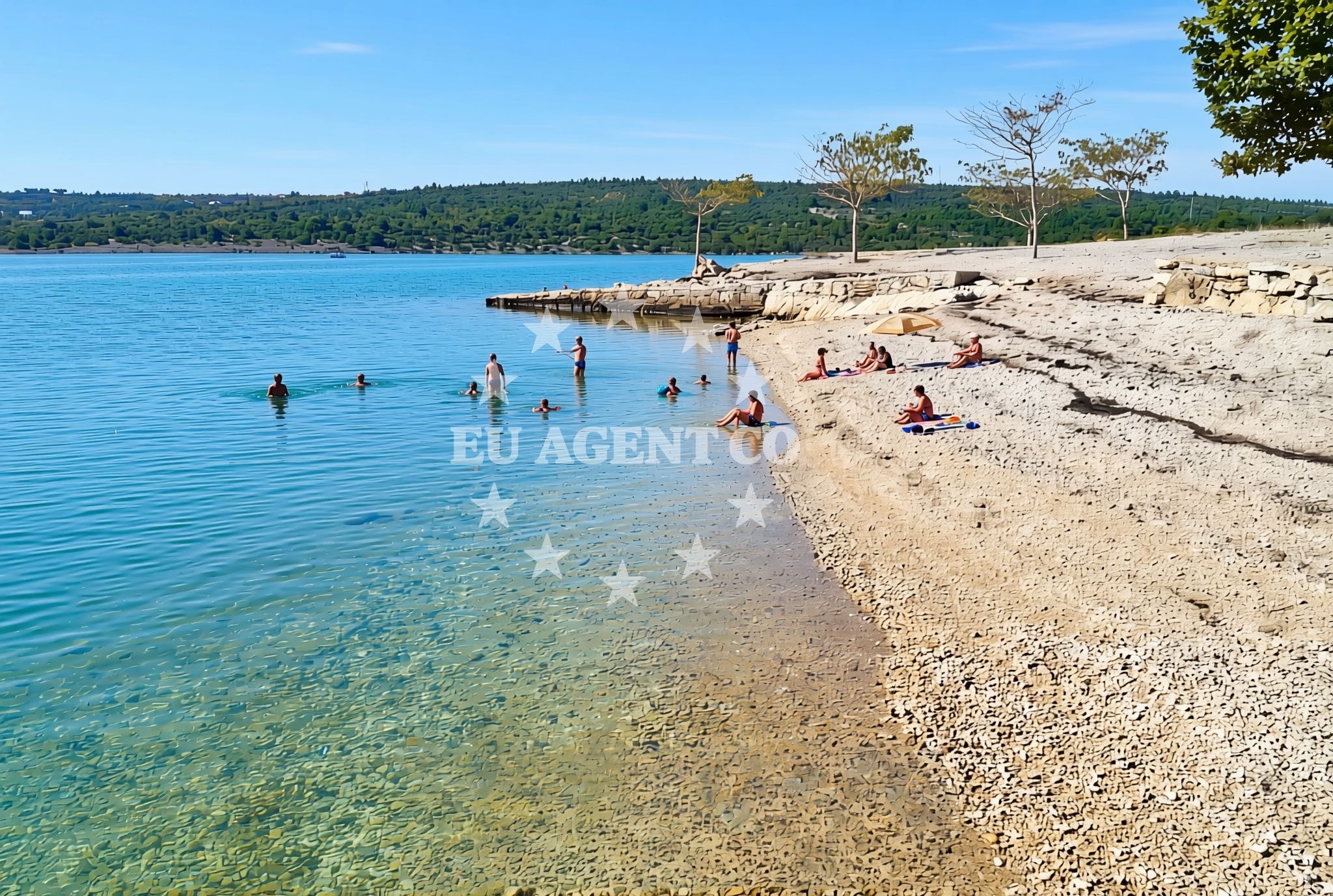 Beach facilities and surroundings at Crna punta sredina, Kruševo (Obrovac) Beach in Crna punta sredina