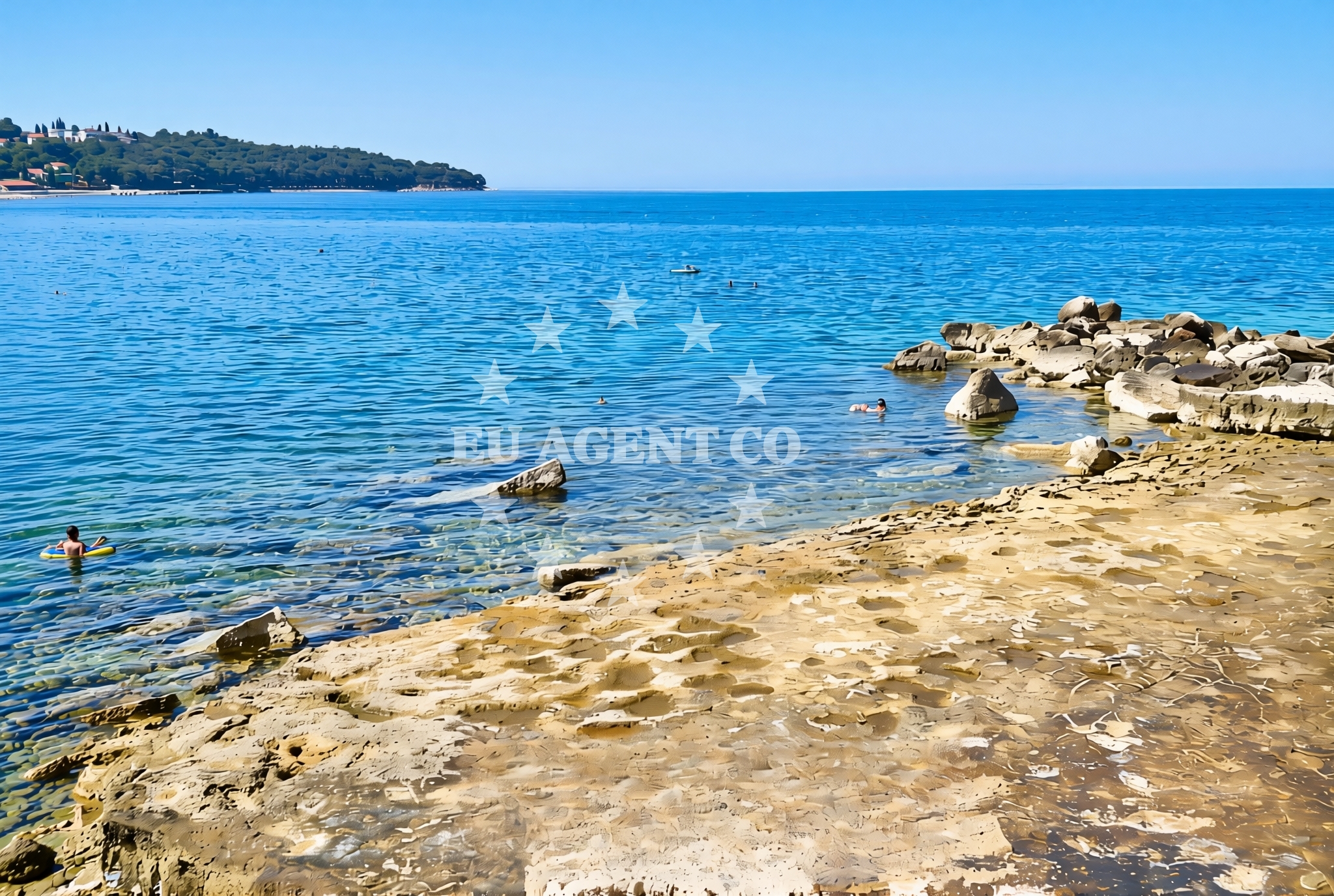 Additional view of Crnika beach in Lanterna 15, Poreč