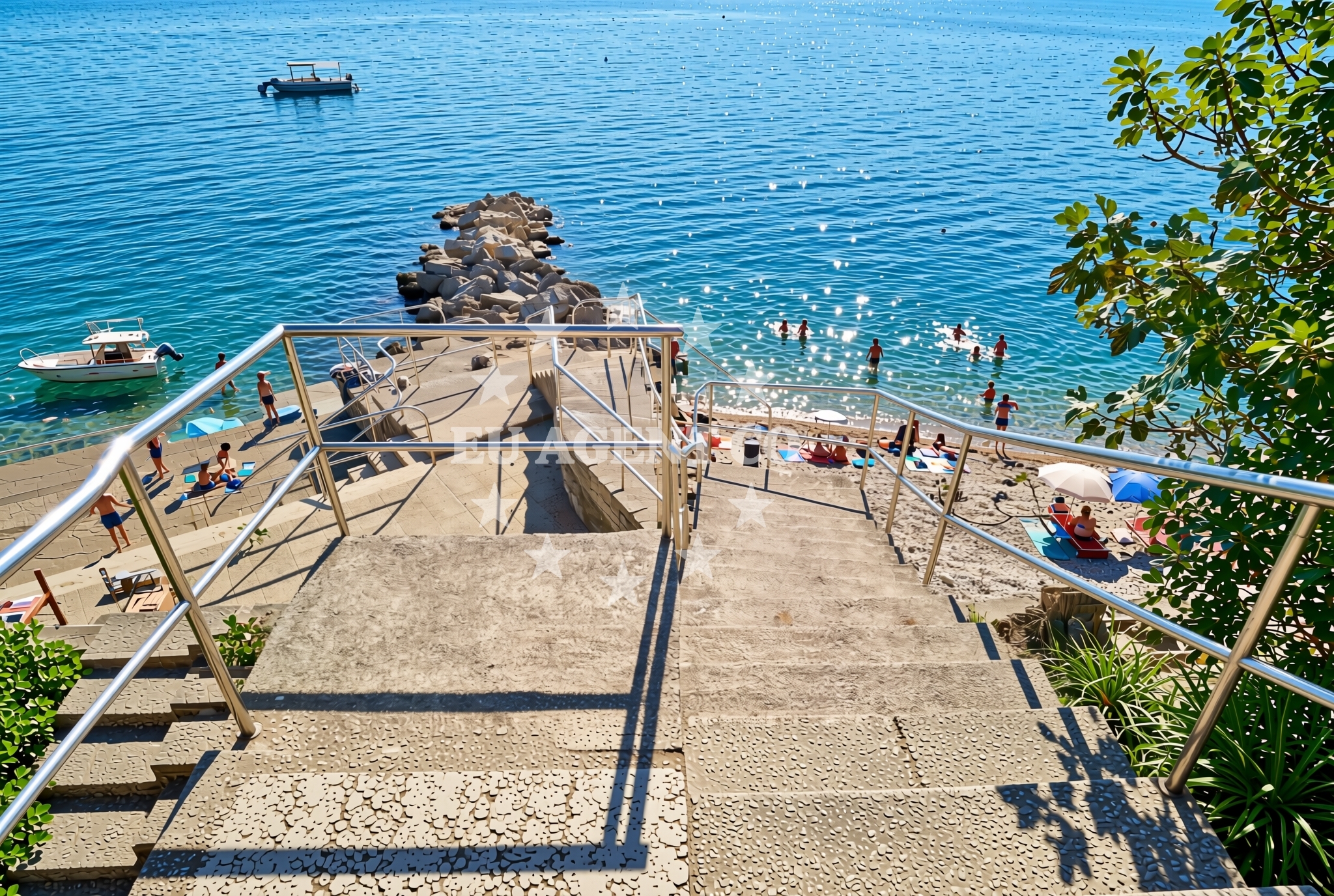 Additional view of Crnikovica beach in Andrije Mohorovičića 40, Opatija