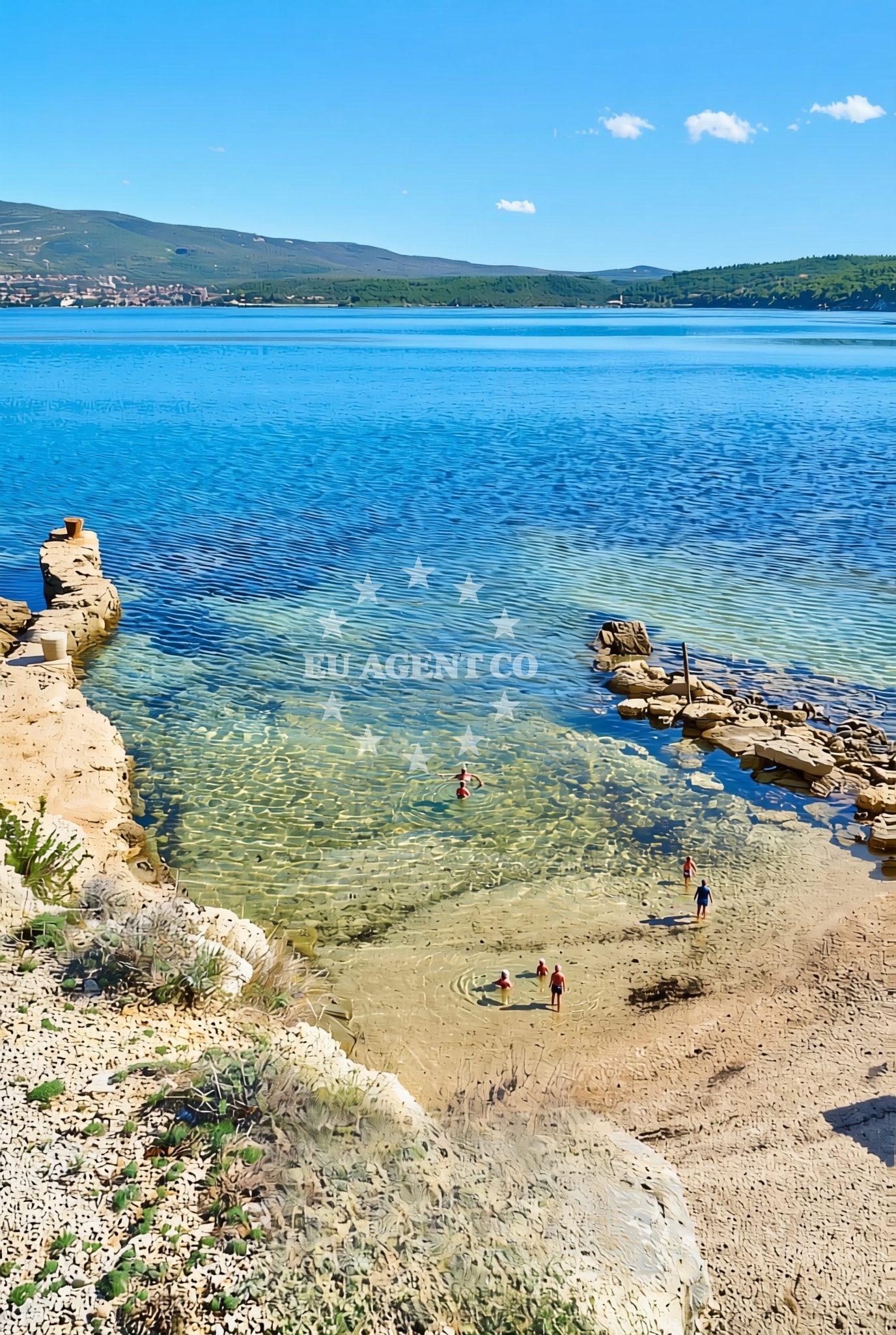 Shoreline and swimming area at Ćuskijaš jug, Pridraga Beach in Ćuskijaš jug