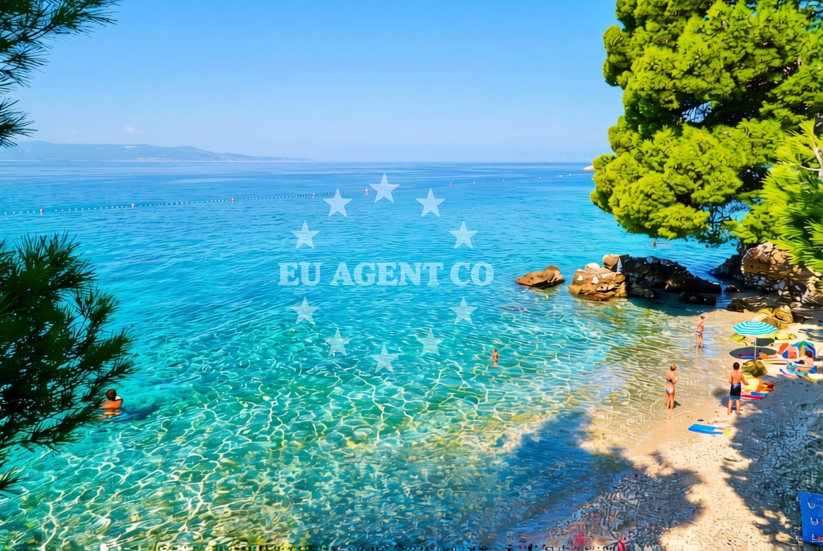 Beach facilities and surroundings at Cvitačka (FKK), Makarska Beach in Cvitačka (FKK)