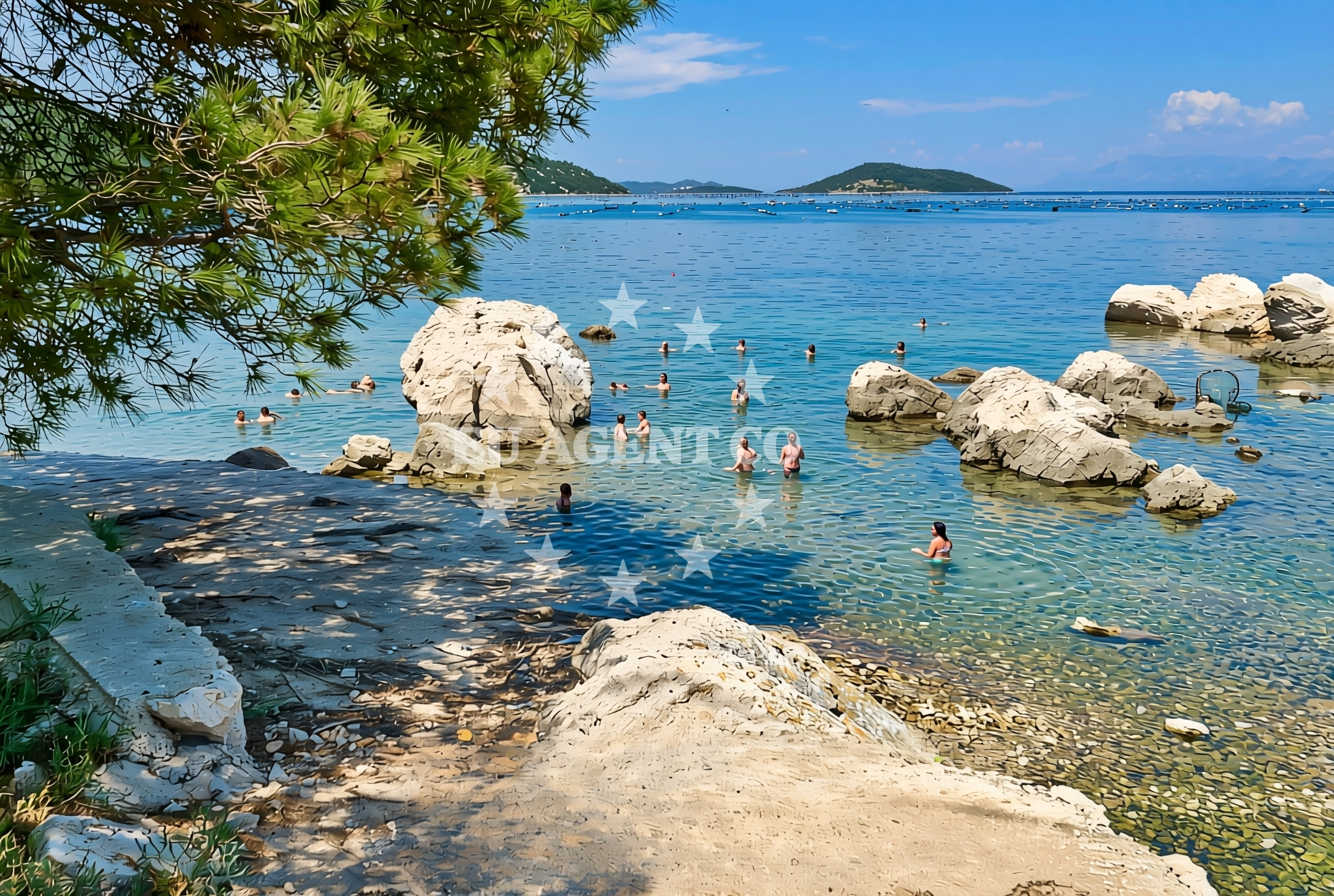 Sea and coastal view of Dančanje: beaches and coves in Dančanje