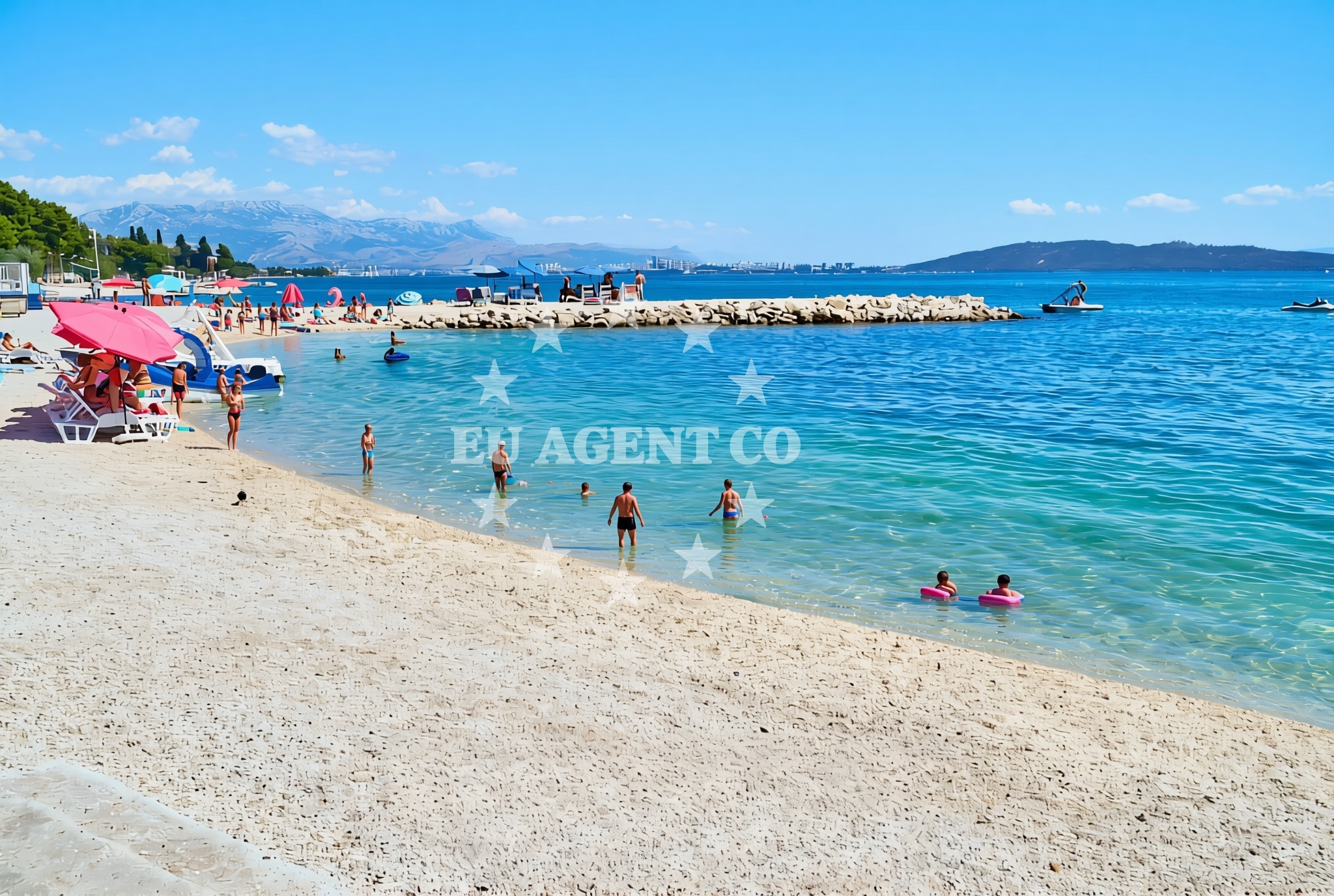 Additional view of Dardin beach in Brce 5, Kaštela