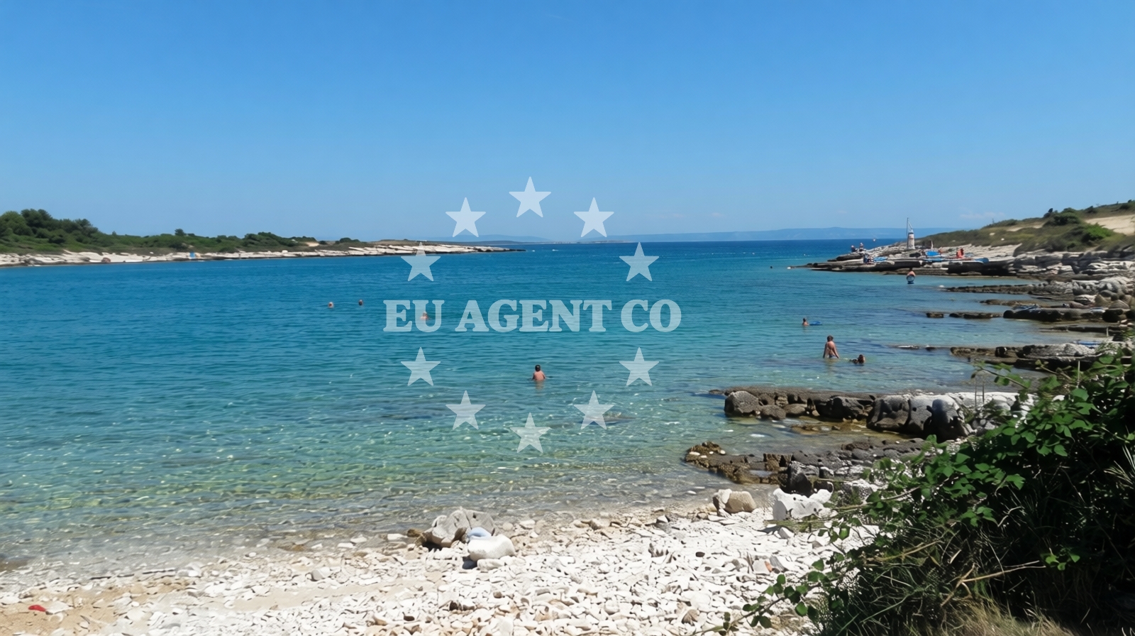 Beach facilities and surroundings at Debeljak Cove in 218 Selo 1, Premantura