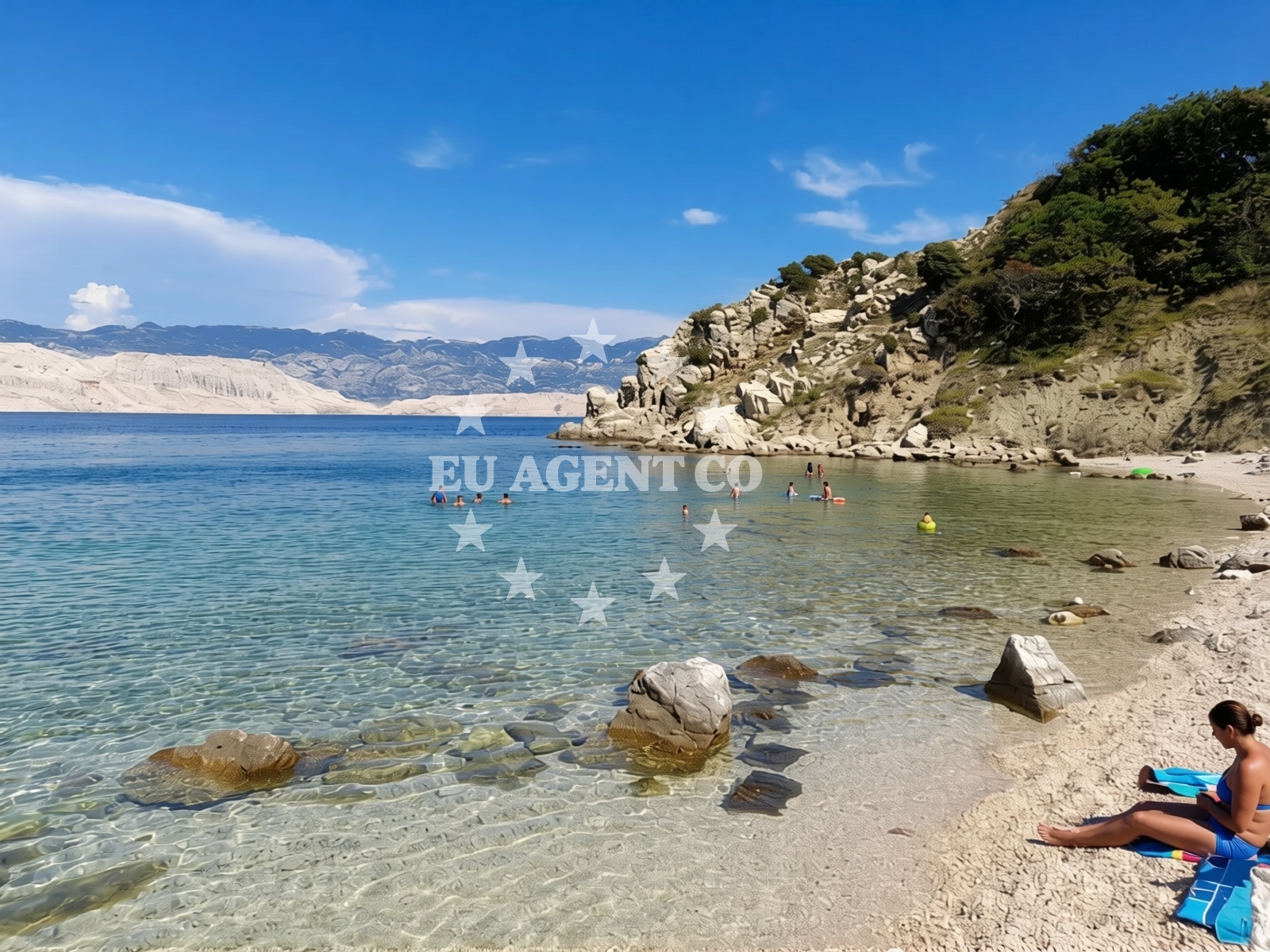 Overview of Delfinka beach in Sveta Marija 13, Pag