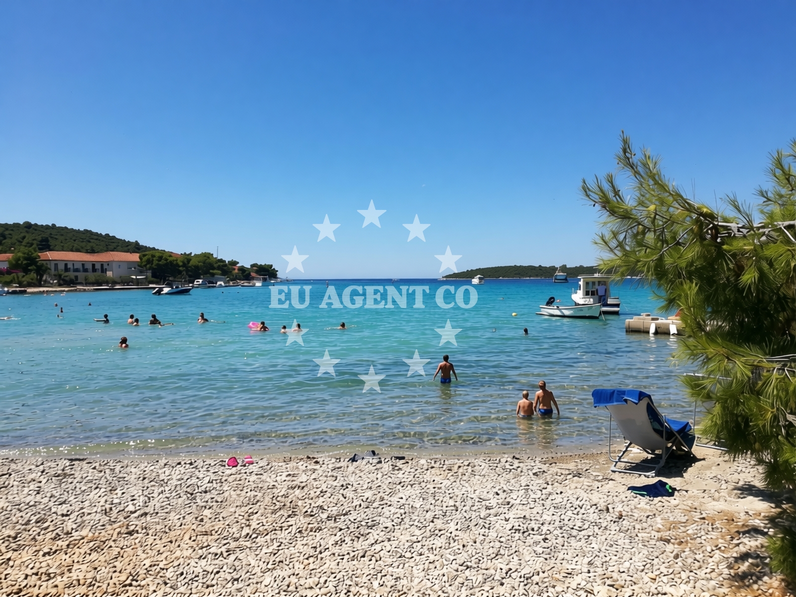 Beach facilities and surroundings at Denka beach in Lovište 75A, Lovište