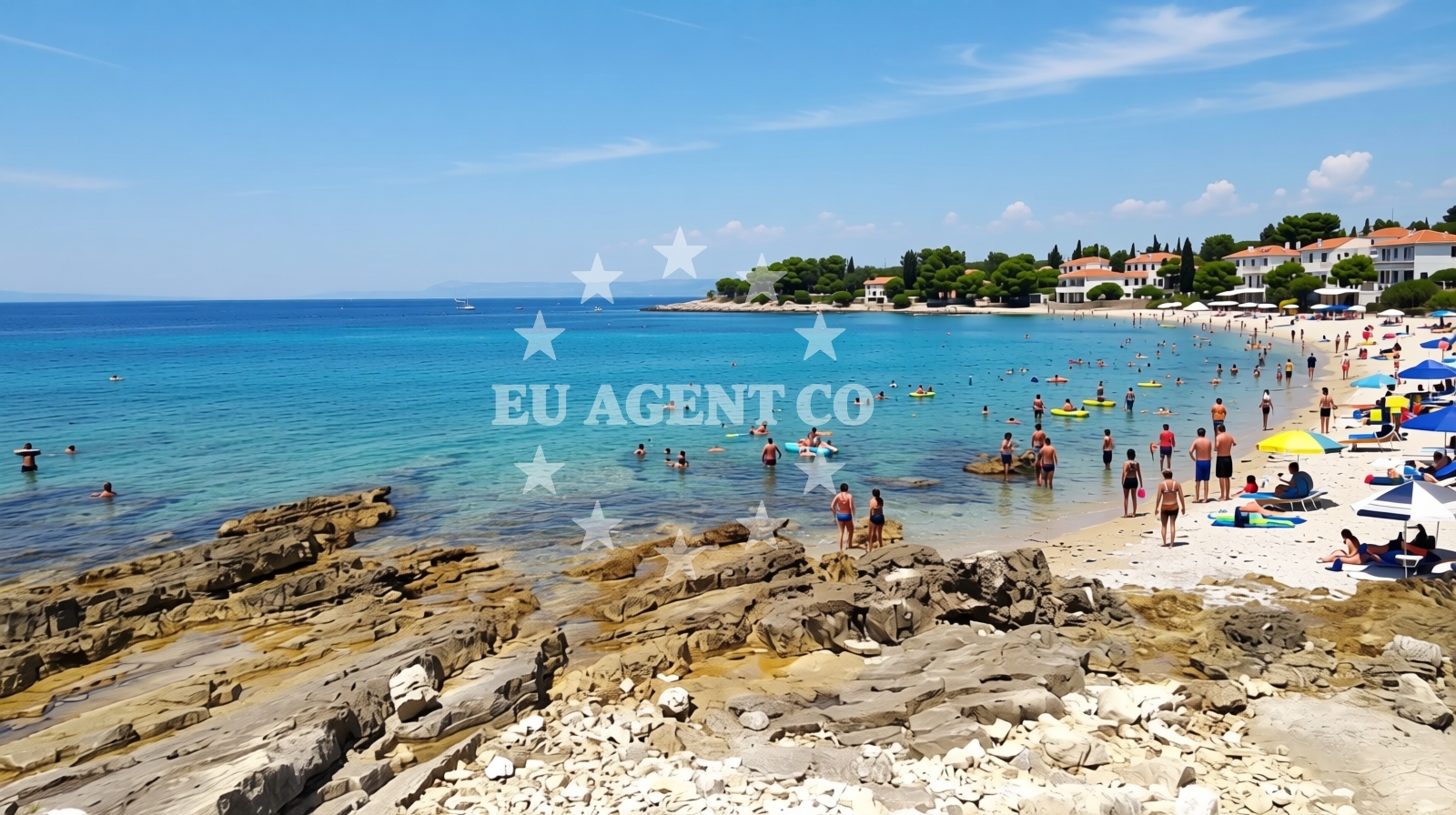 Shoreline and swimming area at Denka FKK beach in Lovište 43, Lovište