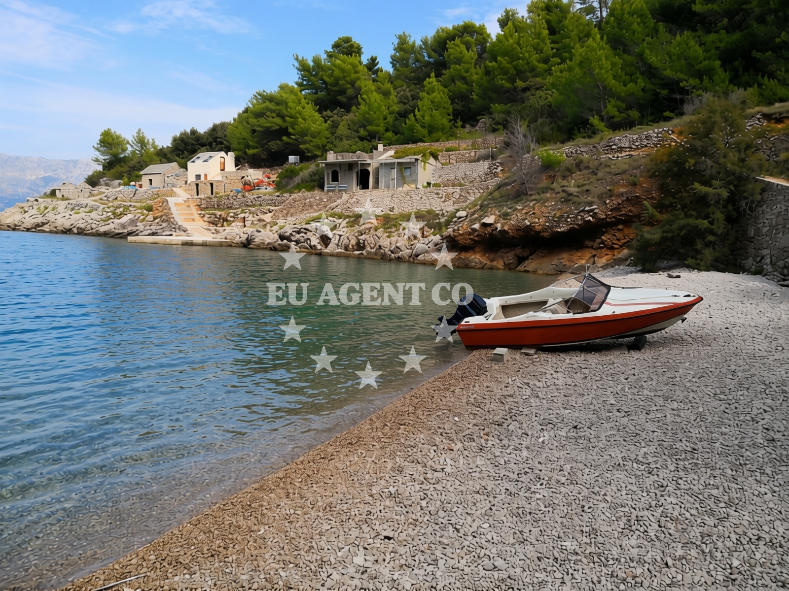 Sea and coastal view of Didina beach in Trajektna 28, Sućuraj