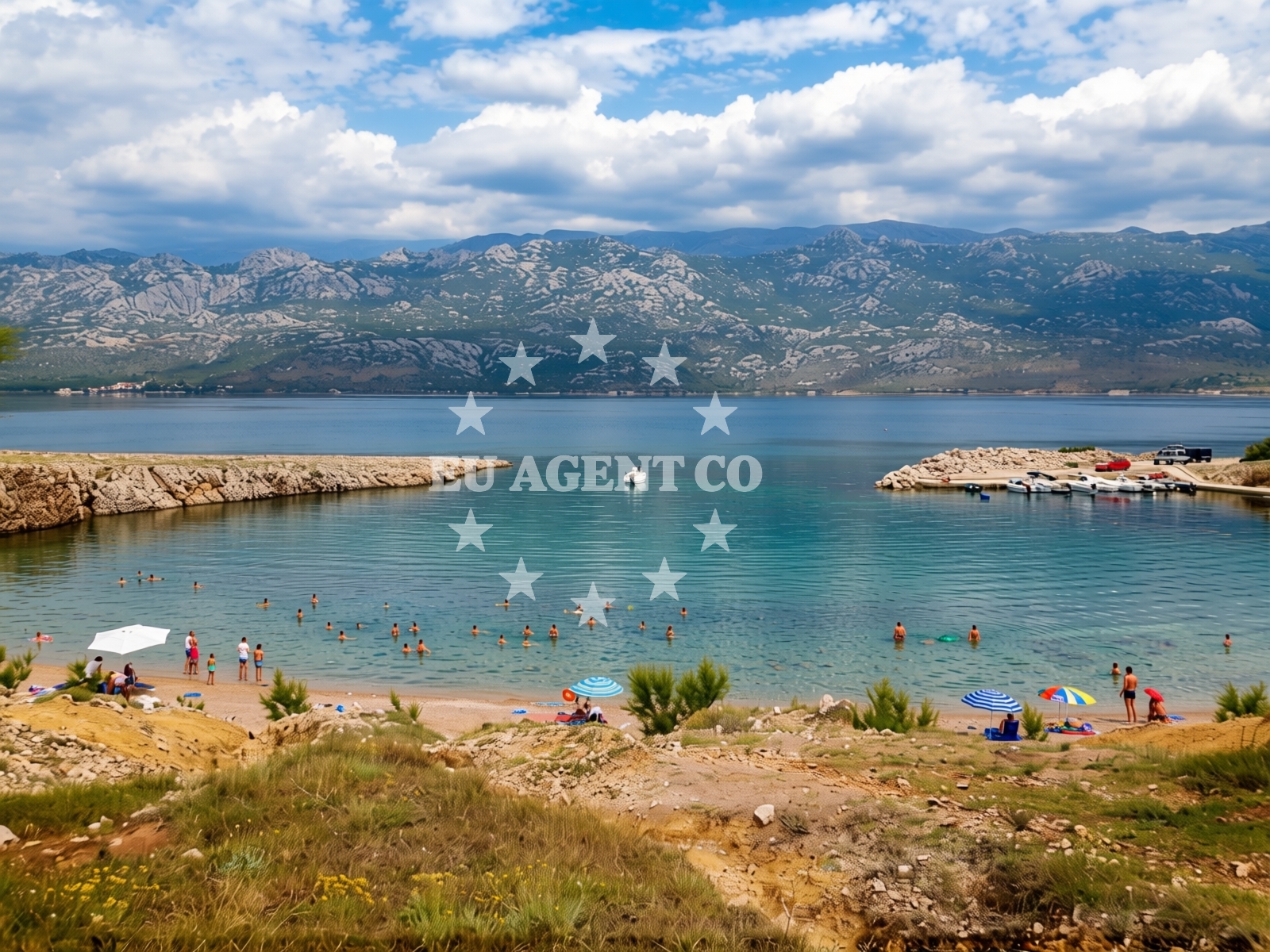 Sea and coastal view of Divojacka beach in Zagrebačka 43, Rovanjska, Jasenice