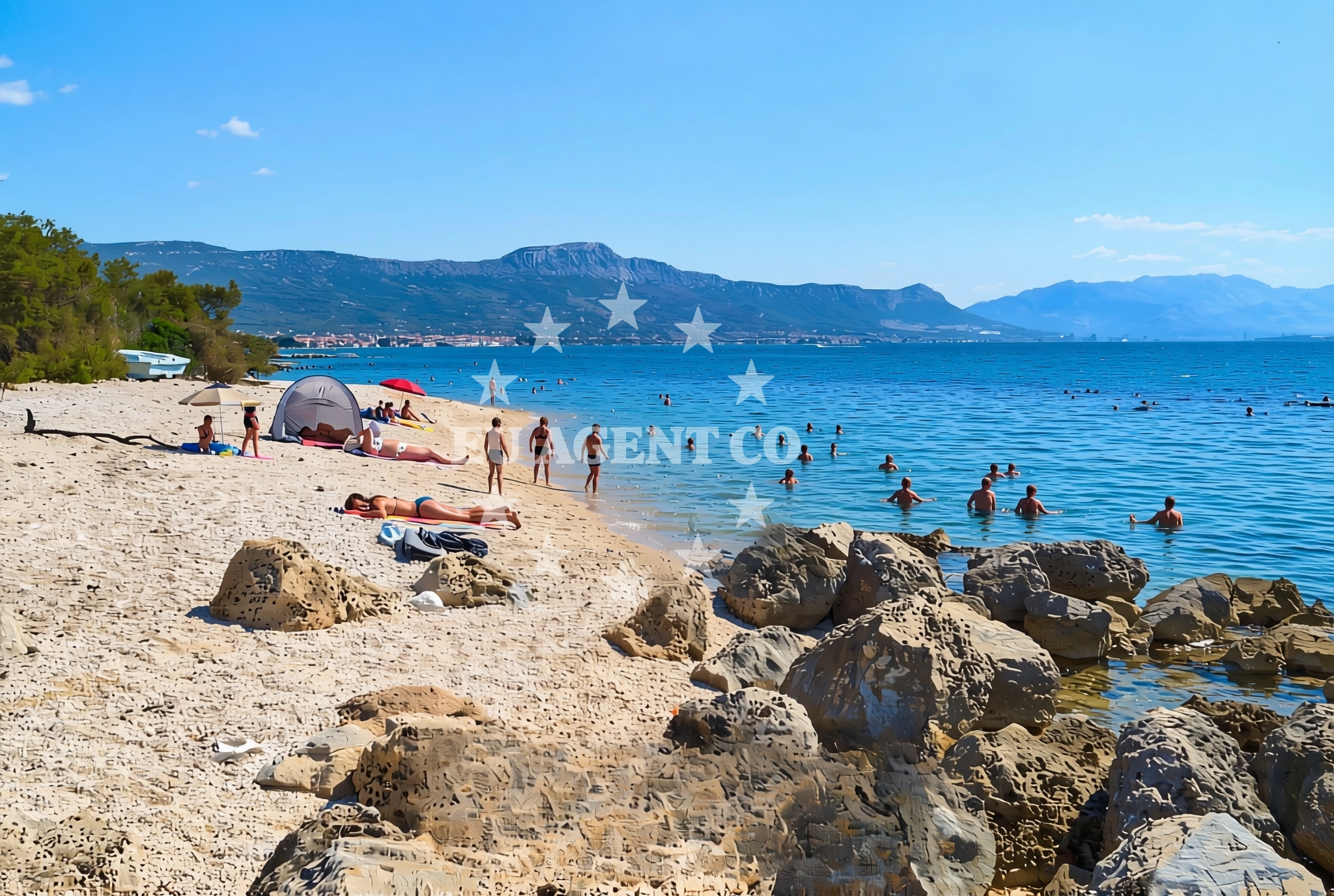 Shoreline and swimming area at Divulje istok, Kaštel Štafilić Beach in Divulje istok
