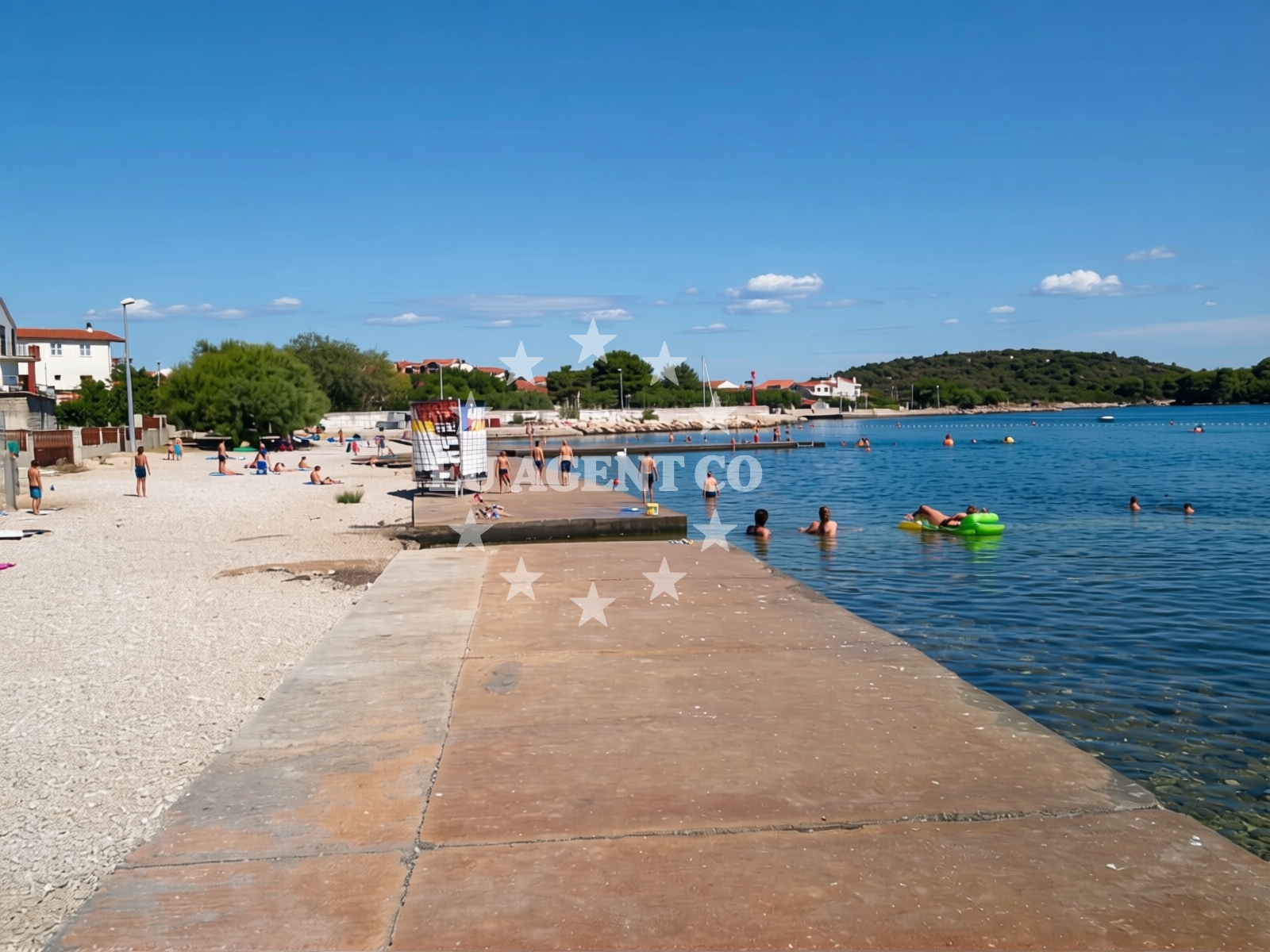 Shoreline and swimming area at Djelo beach in Put sv. Mihovila 15 A, Raslina