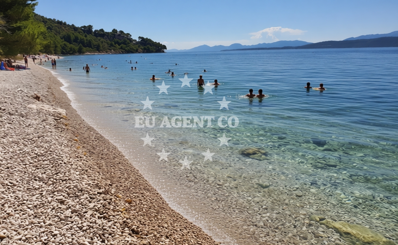 Additional view of Djevicanska beach in igrane 206/A, Igrane