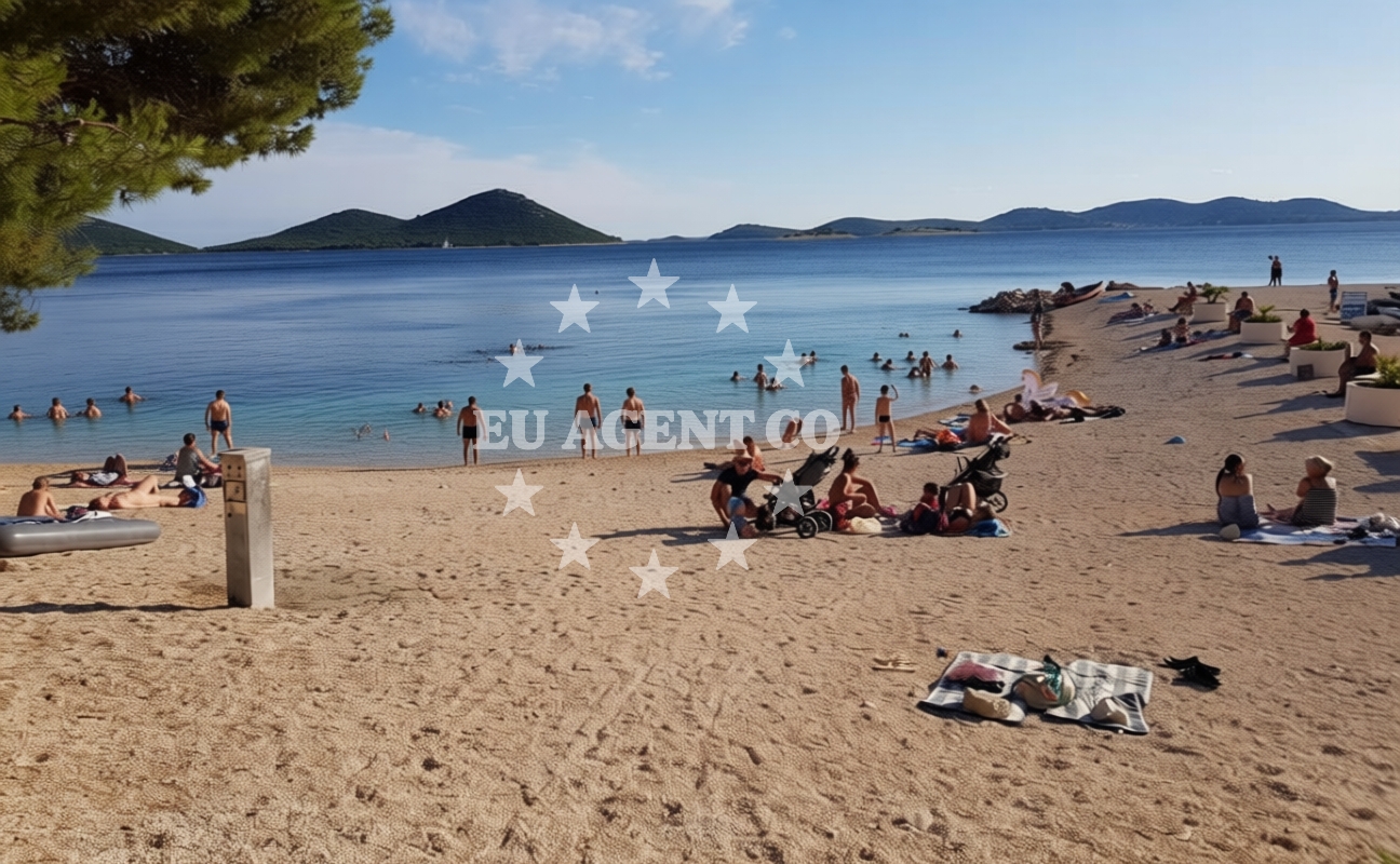 Additional view of Dolaske Drage beach in 16 Ulica Zdeslava Turića, Drage