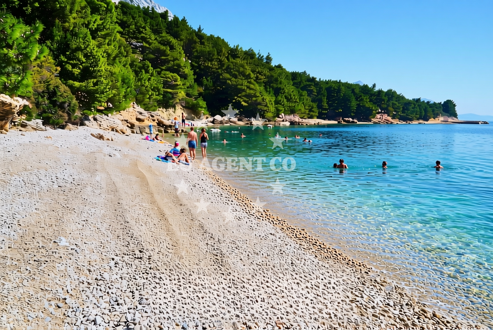 Shoreline and swimming area at Dole istok, Drvenik (Gradac) Beach in Dole istok