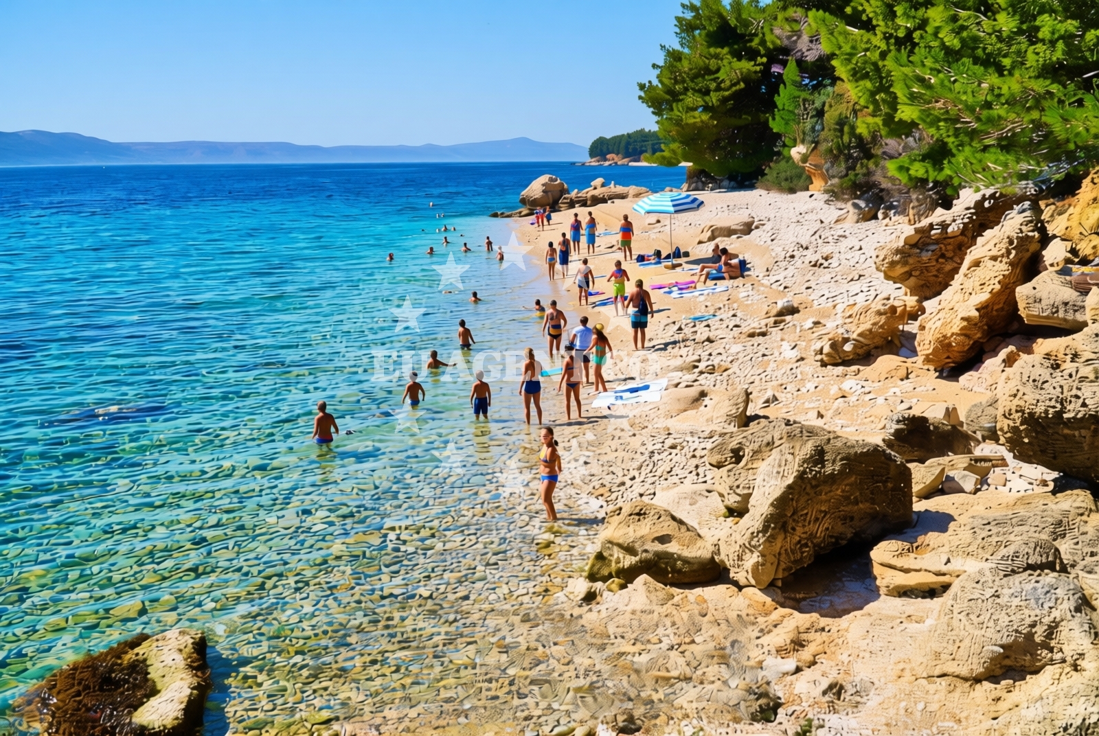 Beach facilities and surroundings at Dole istok, Drvenik (Gradac) Beach in Dole istok