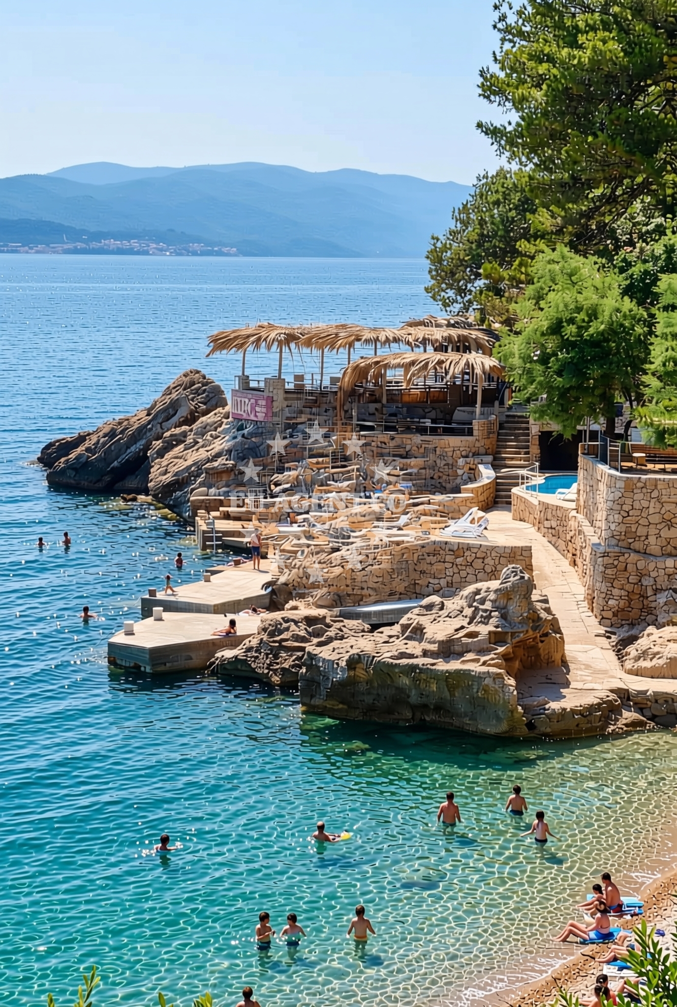 Beach facilities and surroundings at Donja Banda: beaches and coves (3) in Donja Banda
