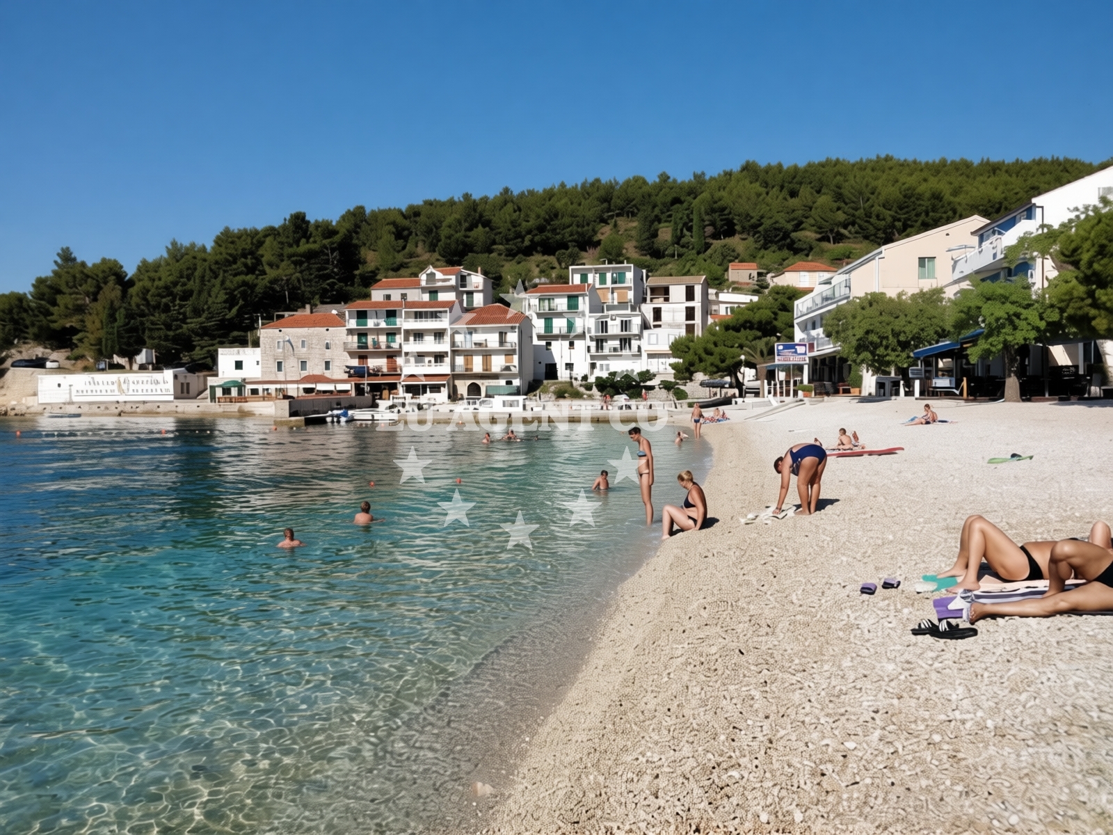 Beach facilities and surroundings at Donja Vala in Donja Vala 46, Drvenik